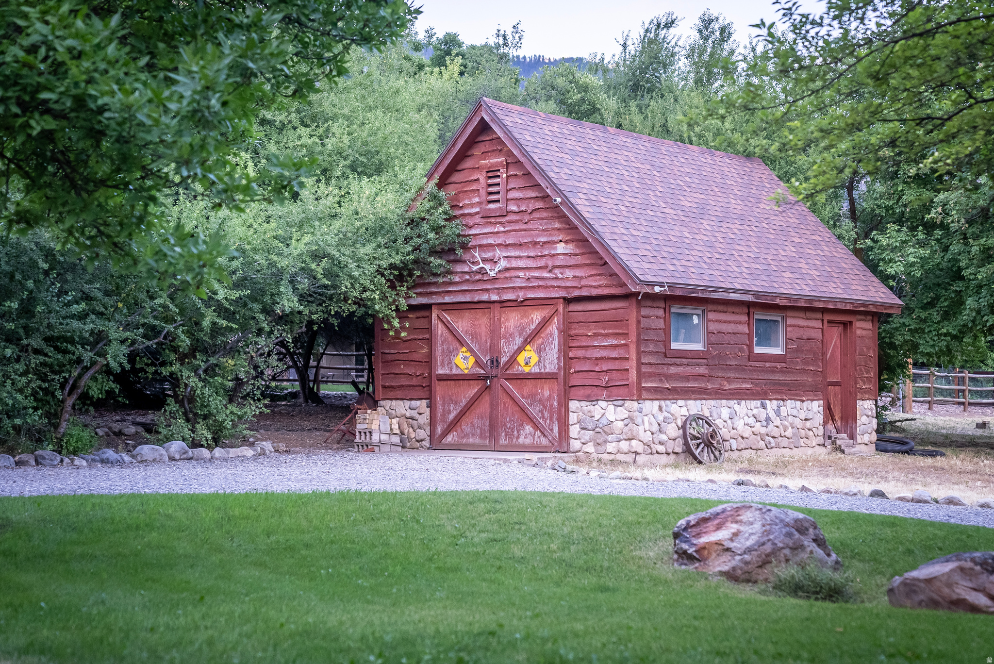main property photo 47
