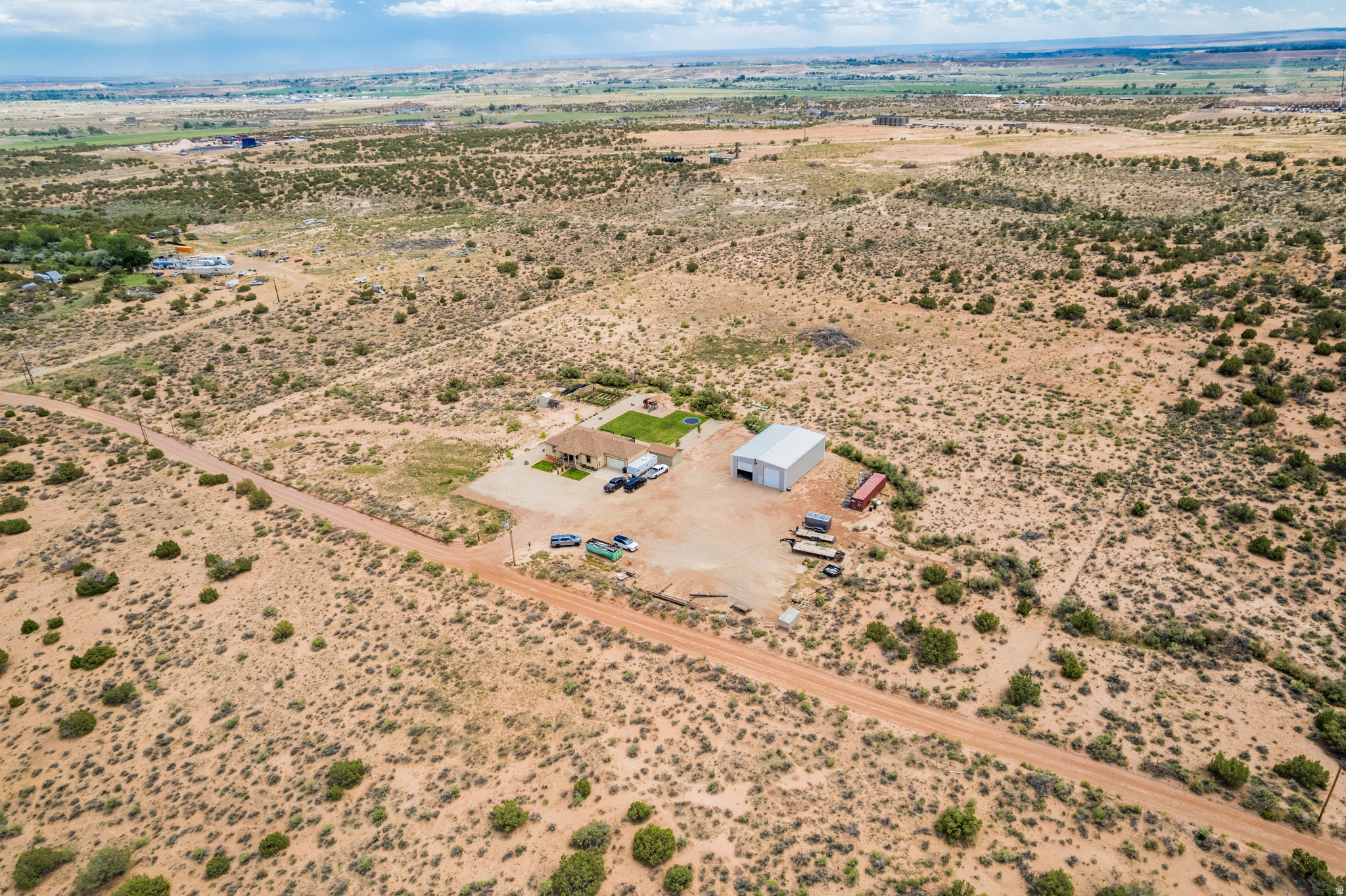 main property photo 50