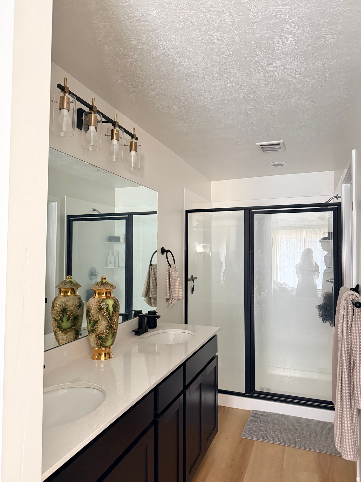 main property photo 74