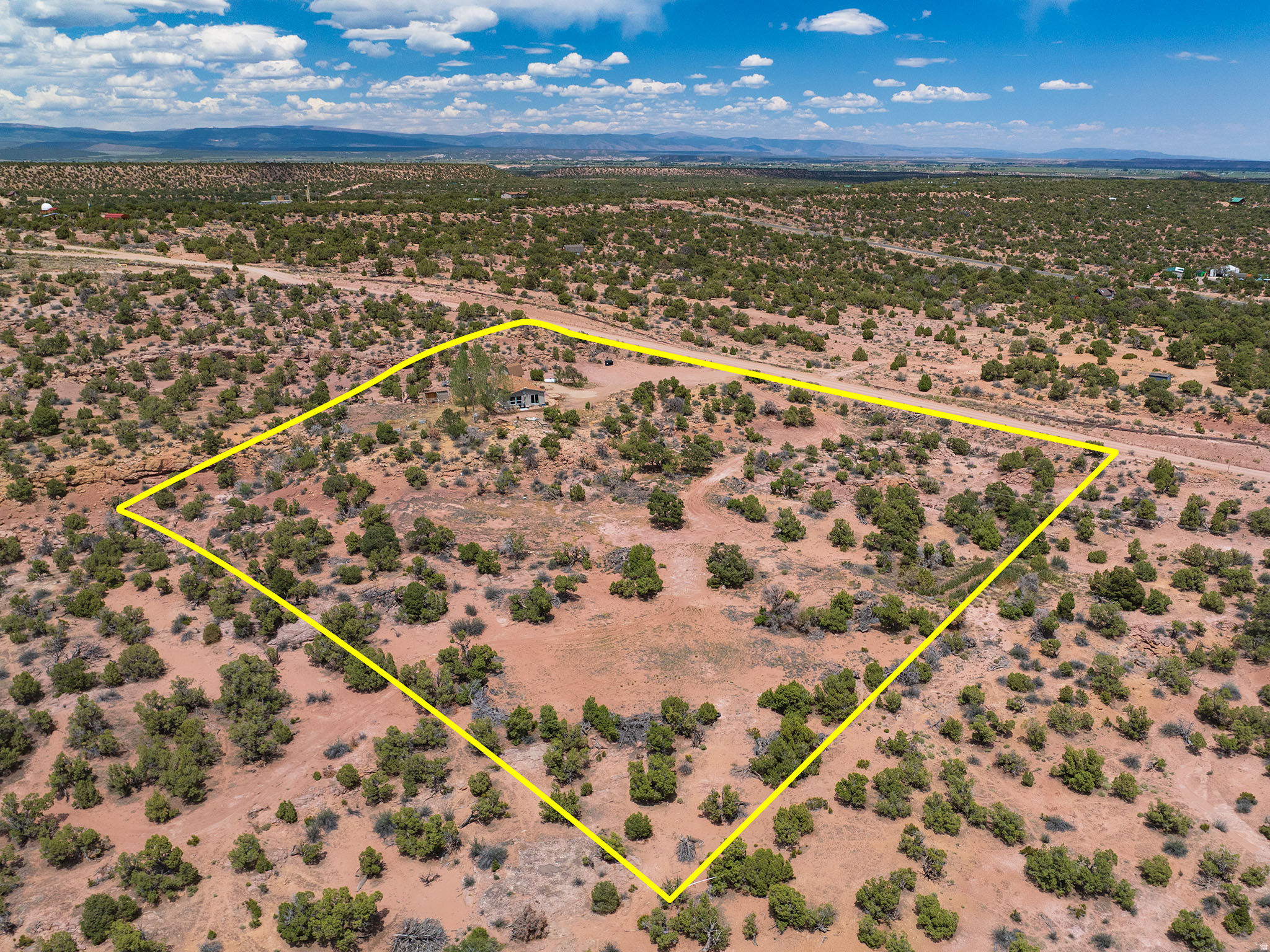 main property photo 9