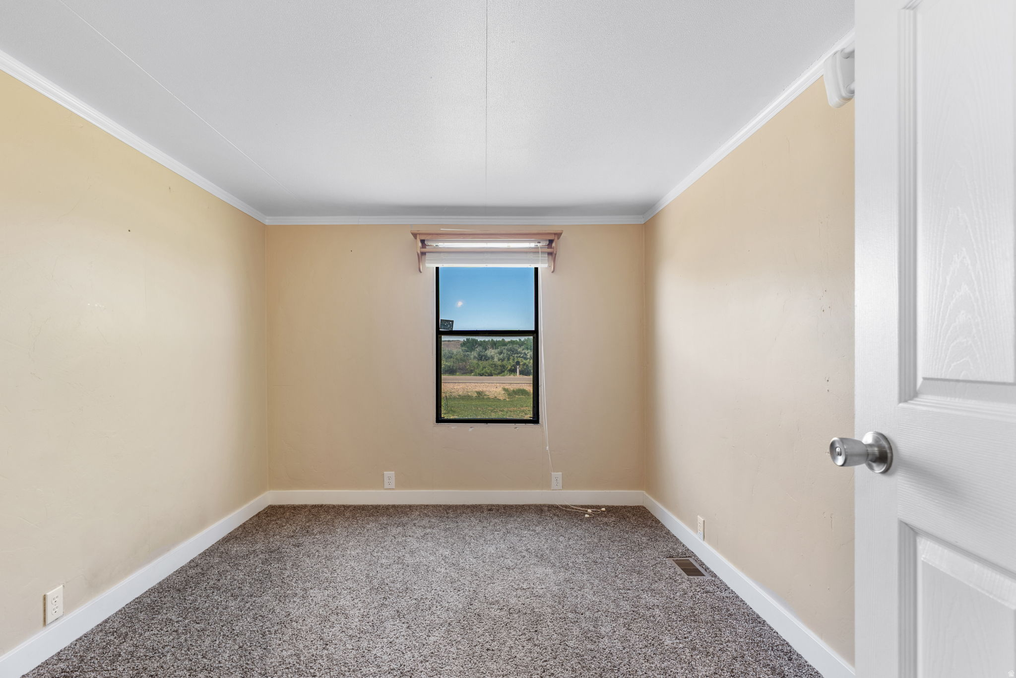 main property photo 102
