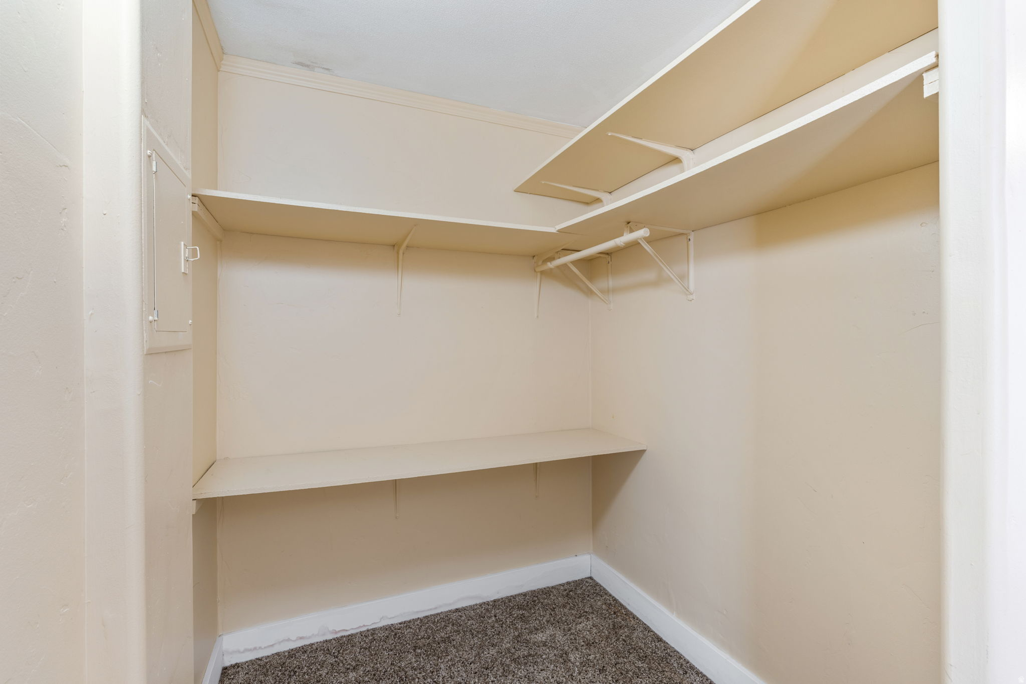 main property photo 107
