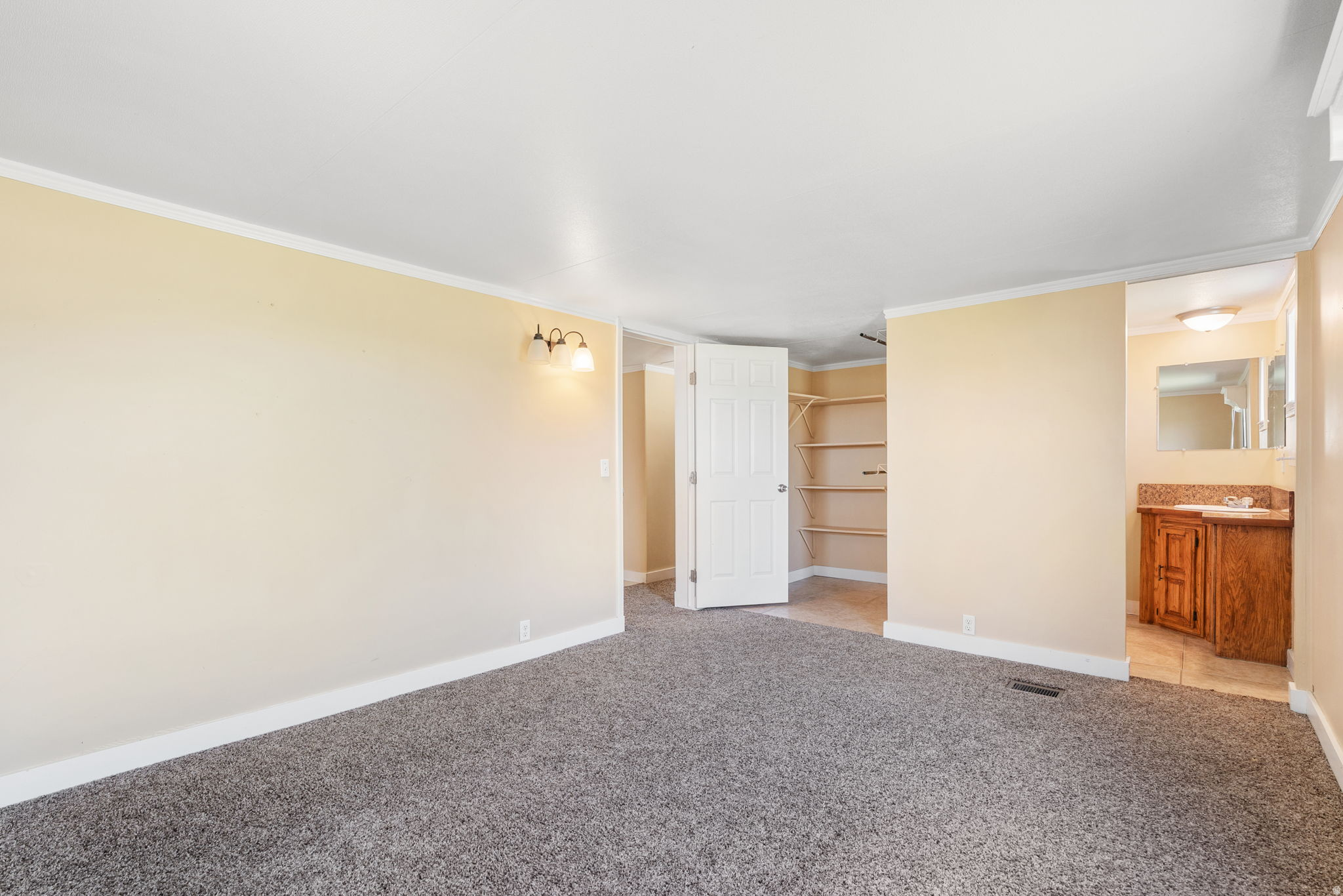 main property photo 112