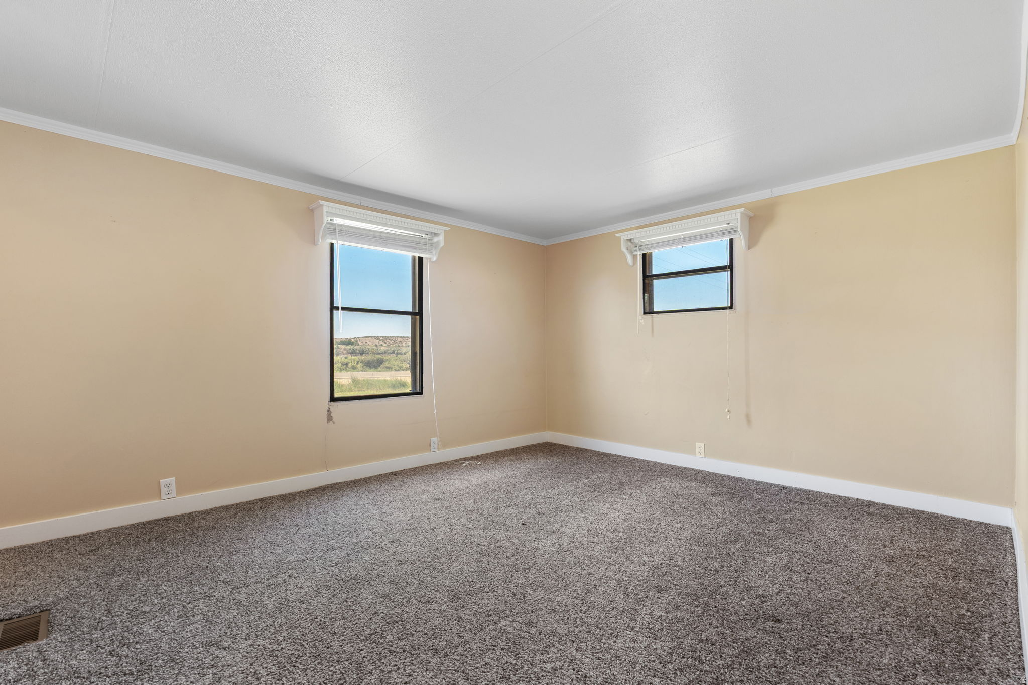 main property photo 114