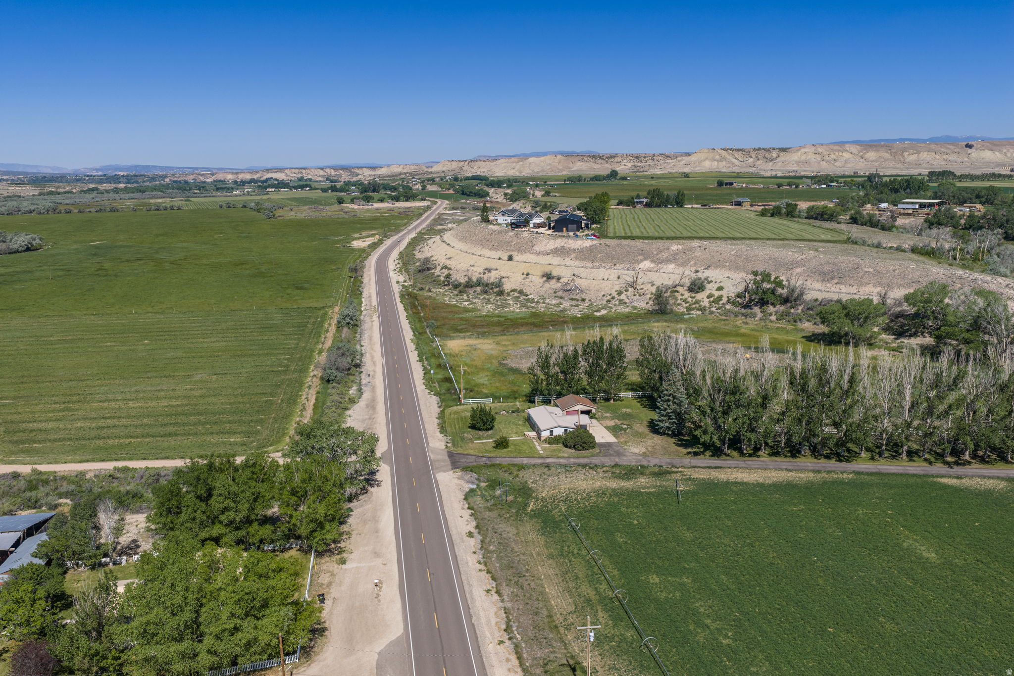 main property photo 123