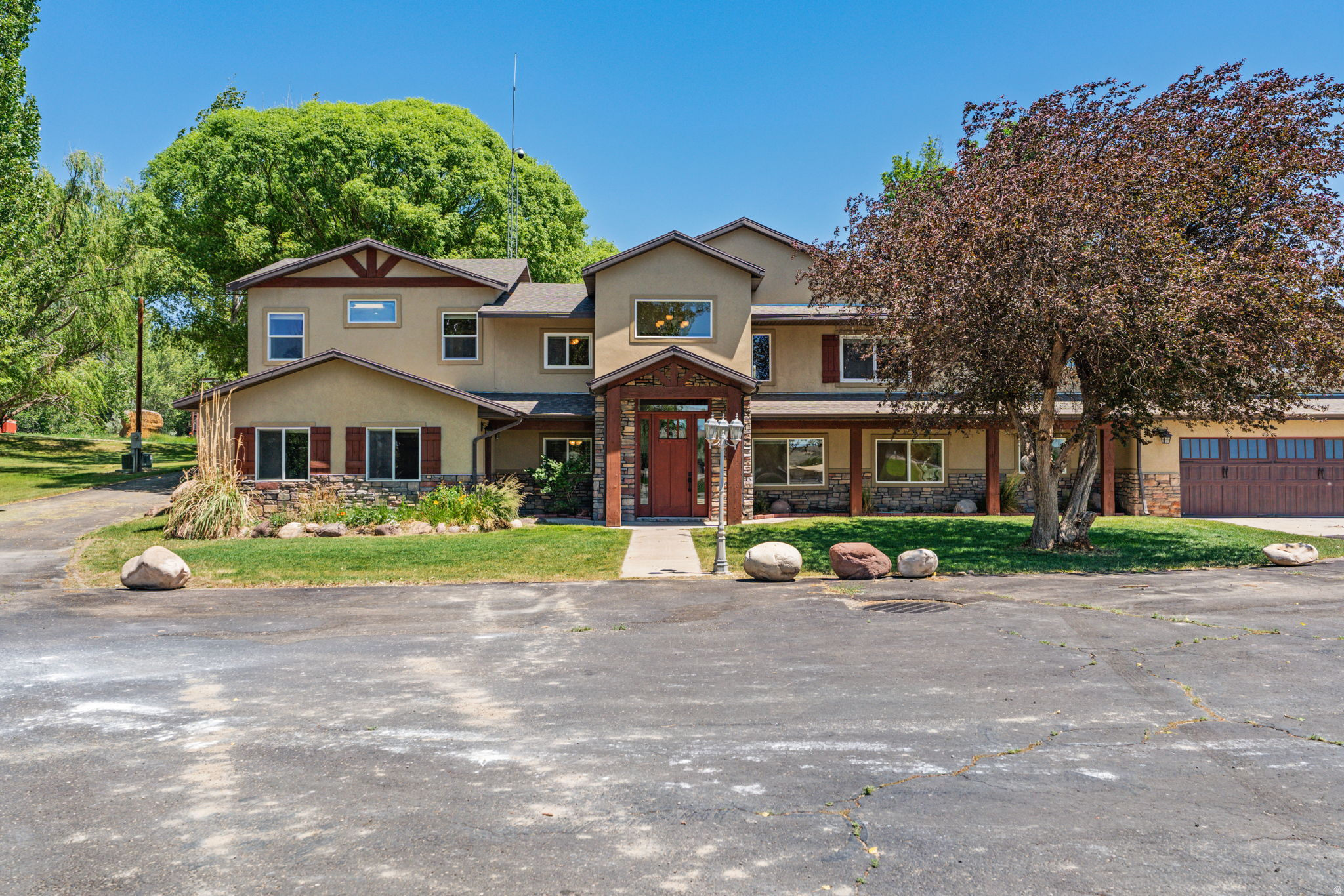 main property photo 73