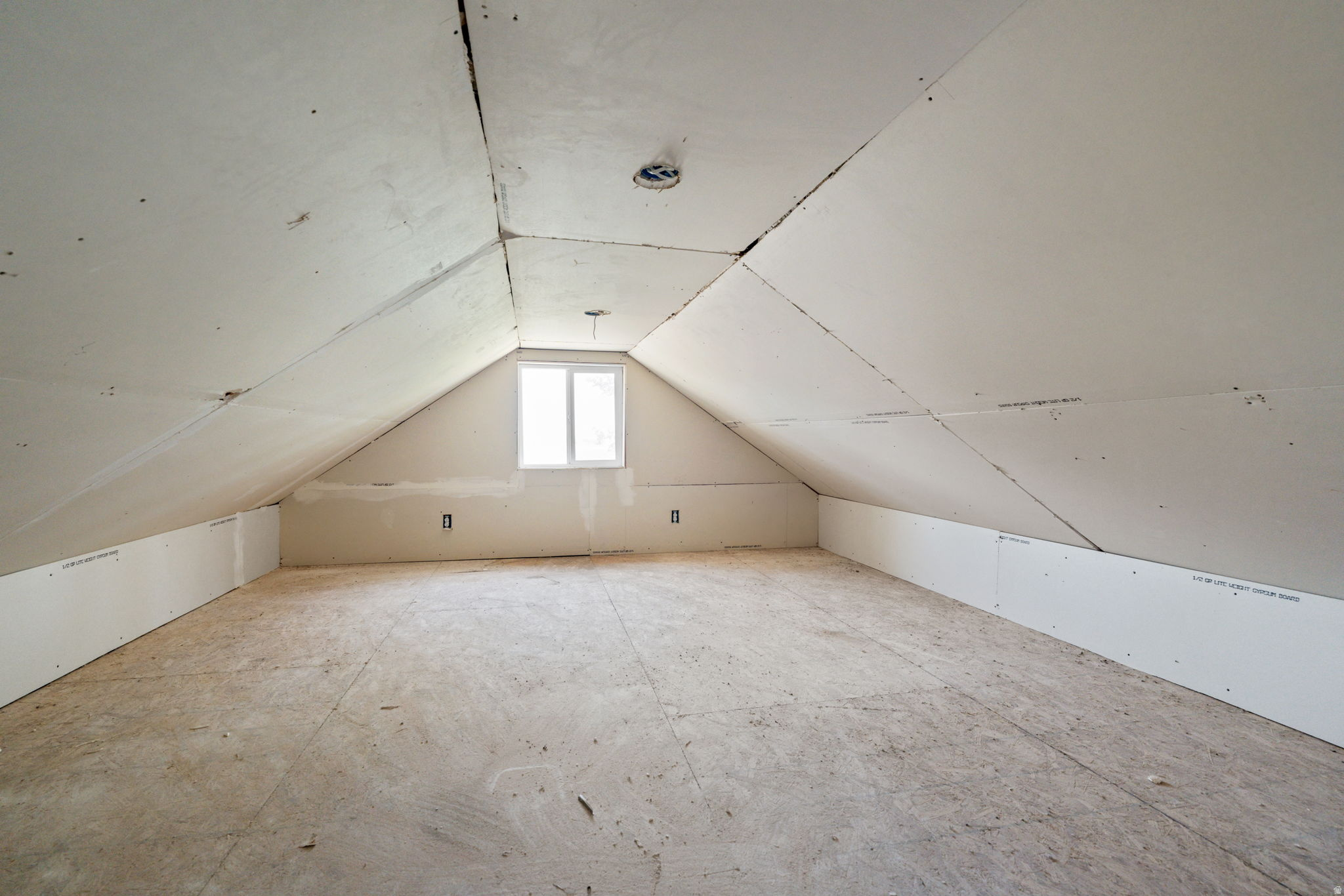 main property photo 77