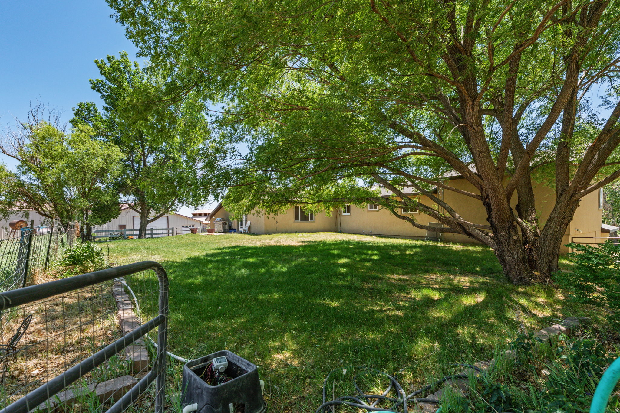 main property photo 81