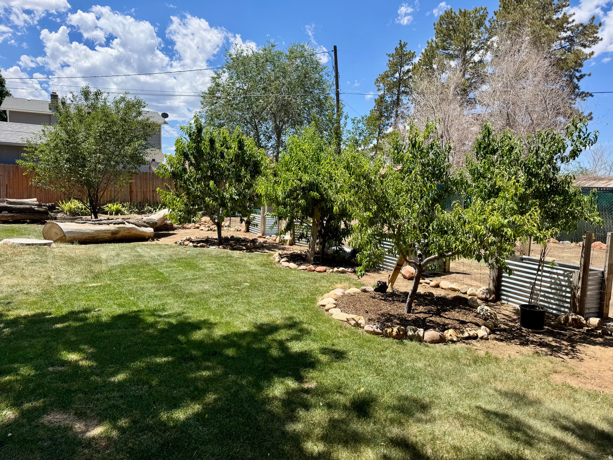 main property photo 12