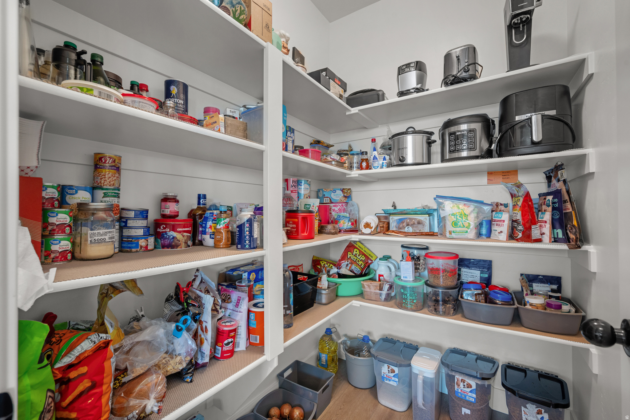 main property photo 15