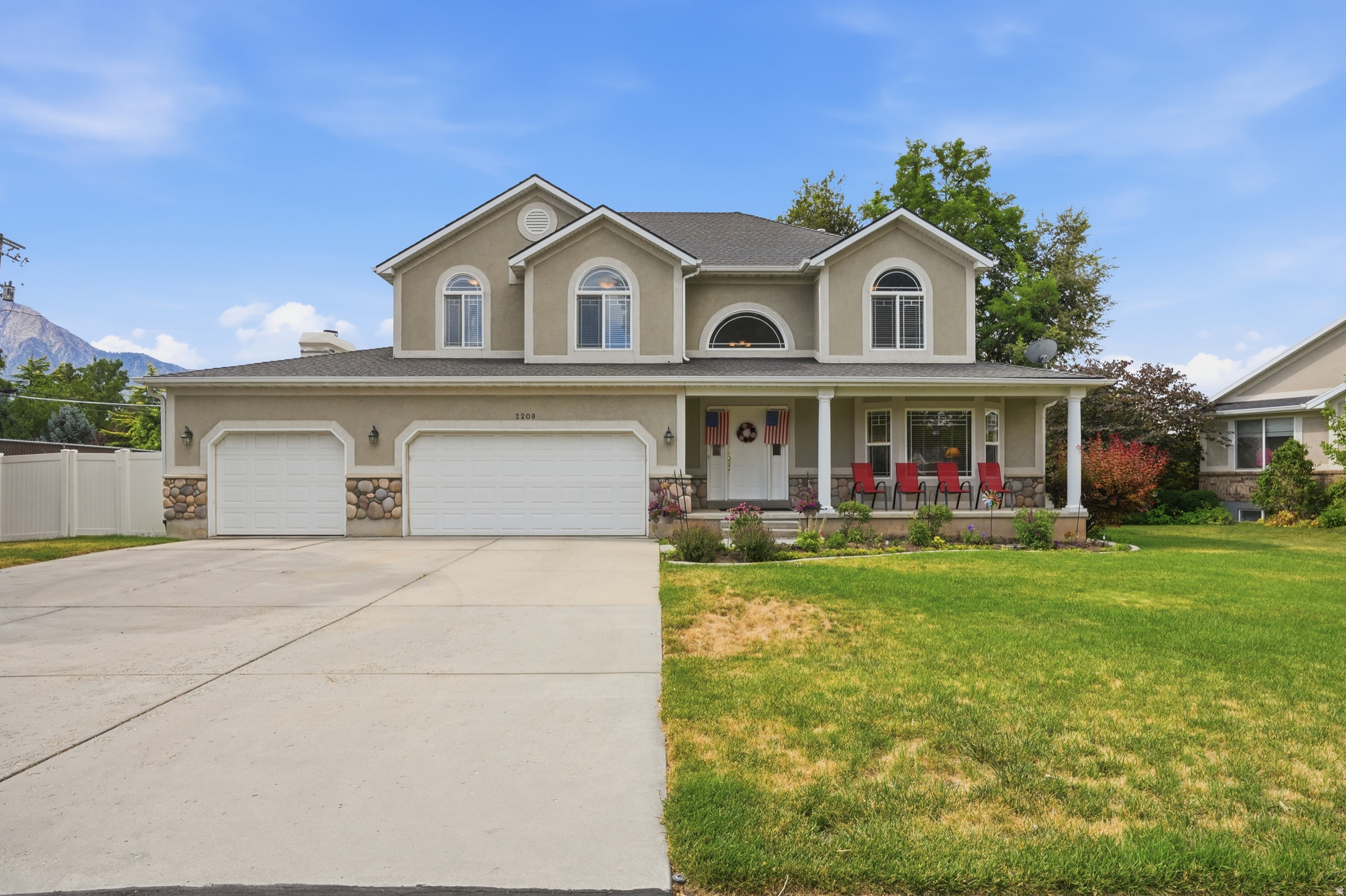 main property photo 2