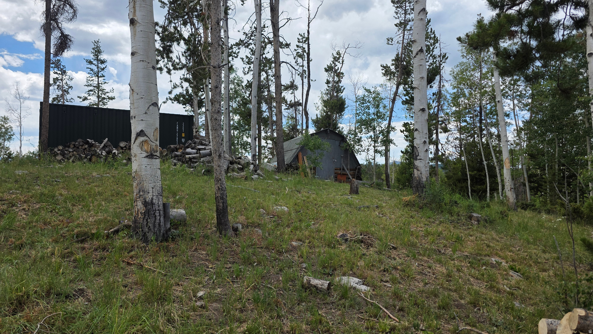 main property photo 27