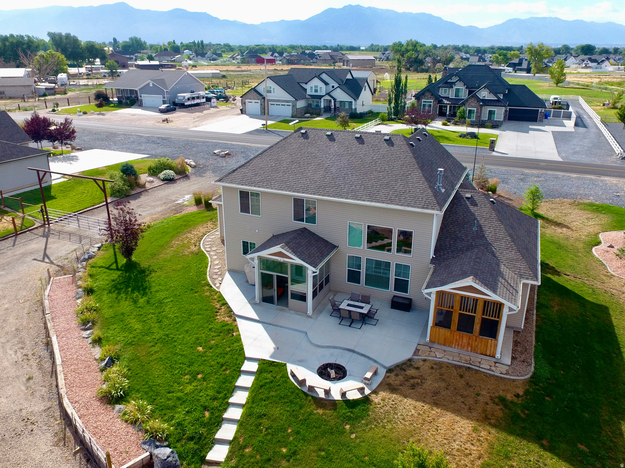 main property photo 46