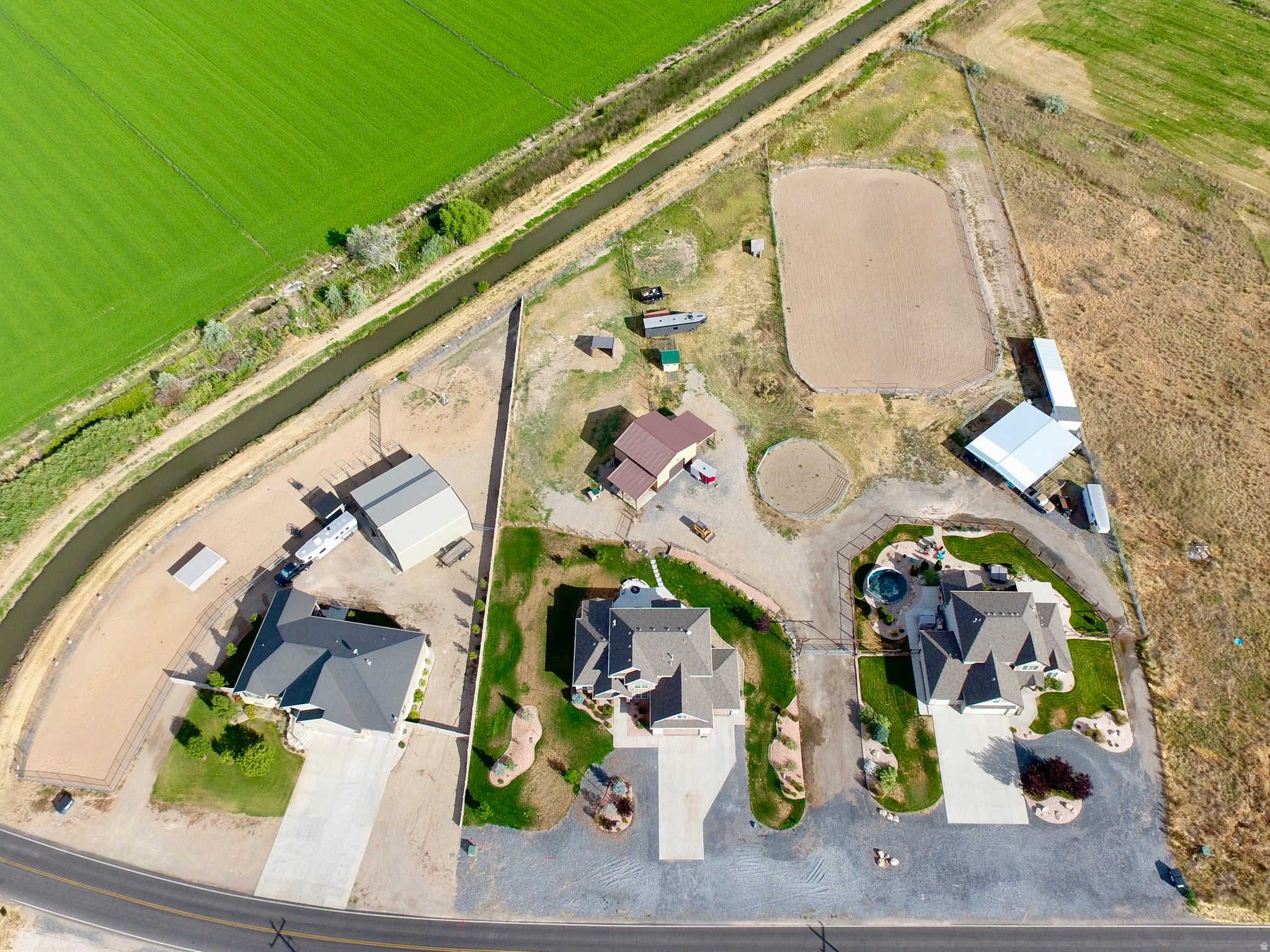 main property photo 59