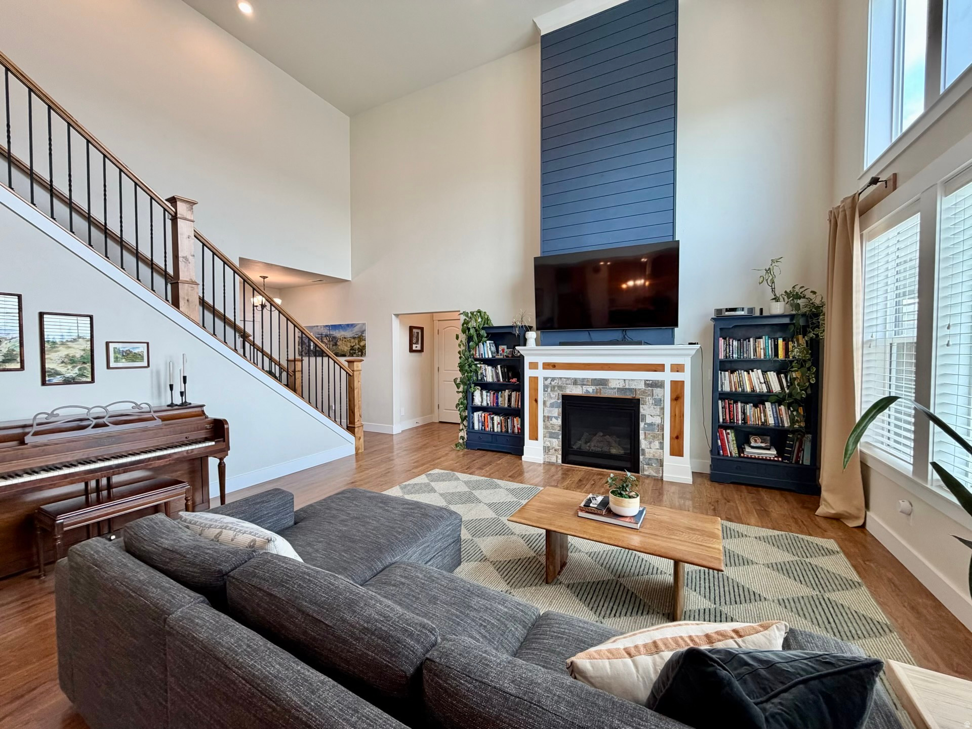 main property photo 6