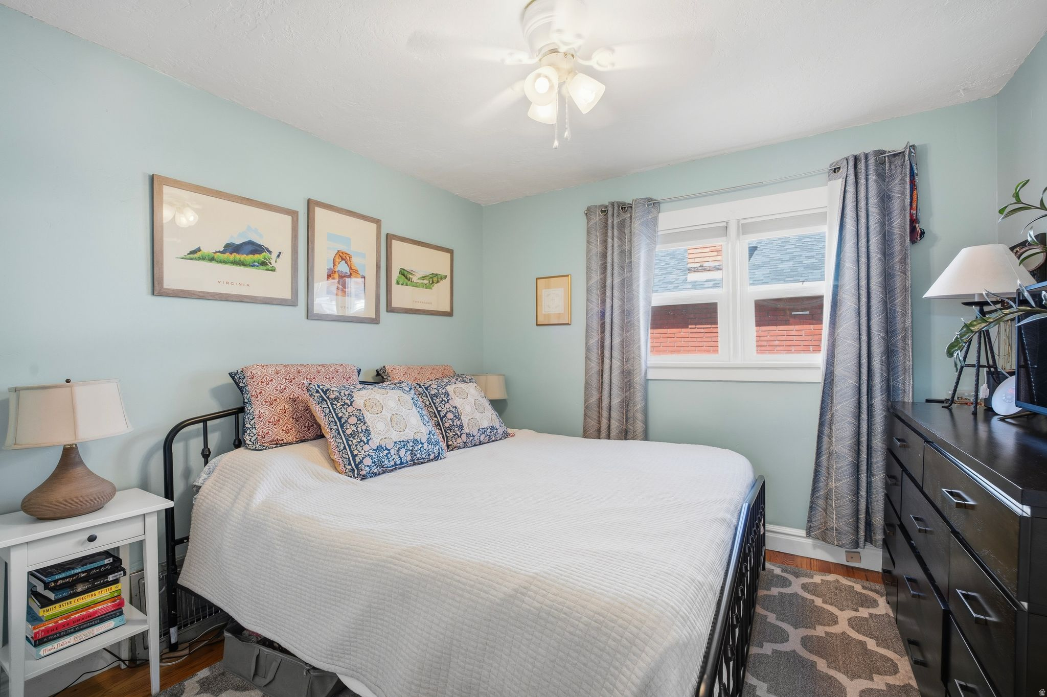 main property photo 12
