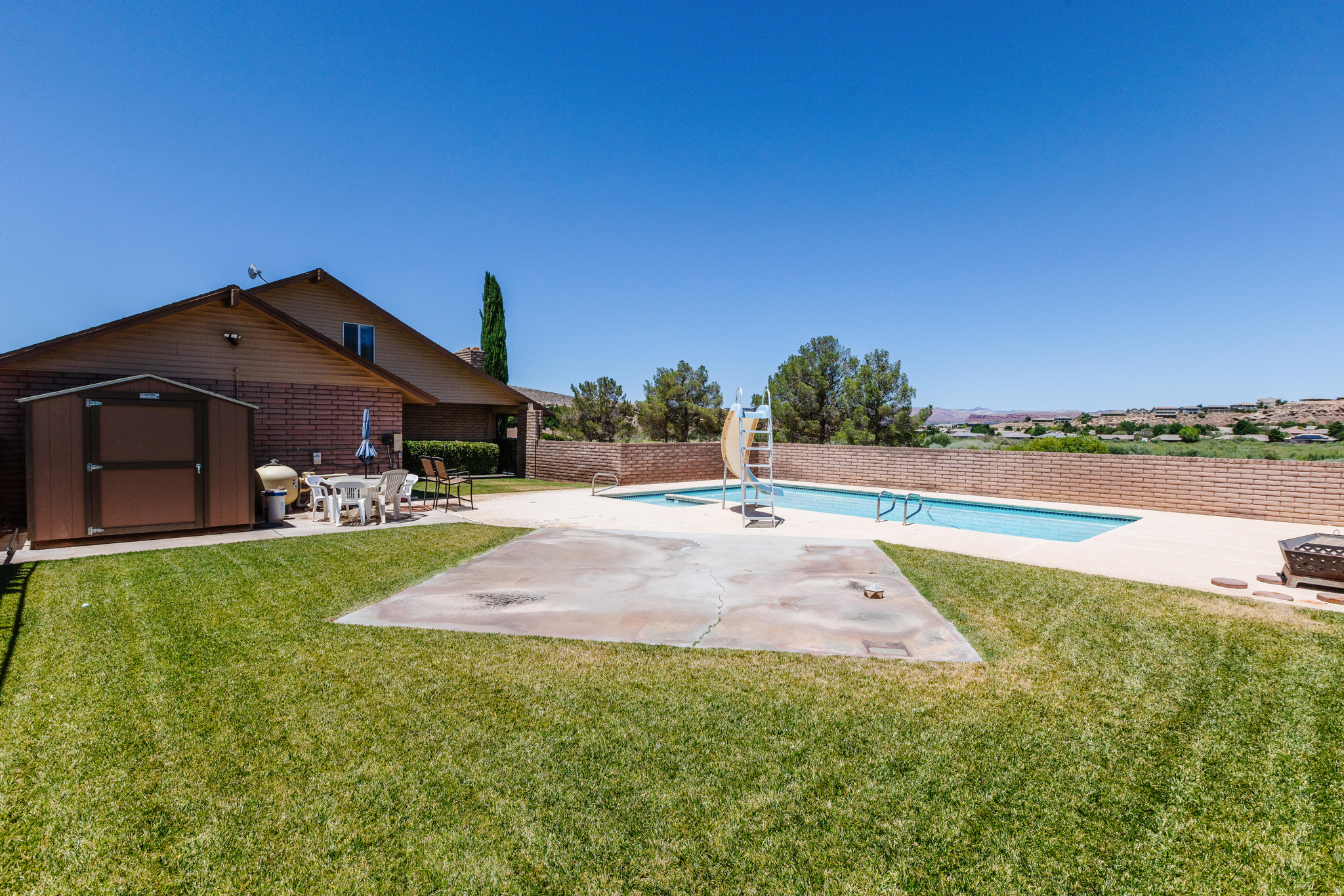 main property photo 49