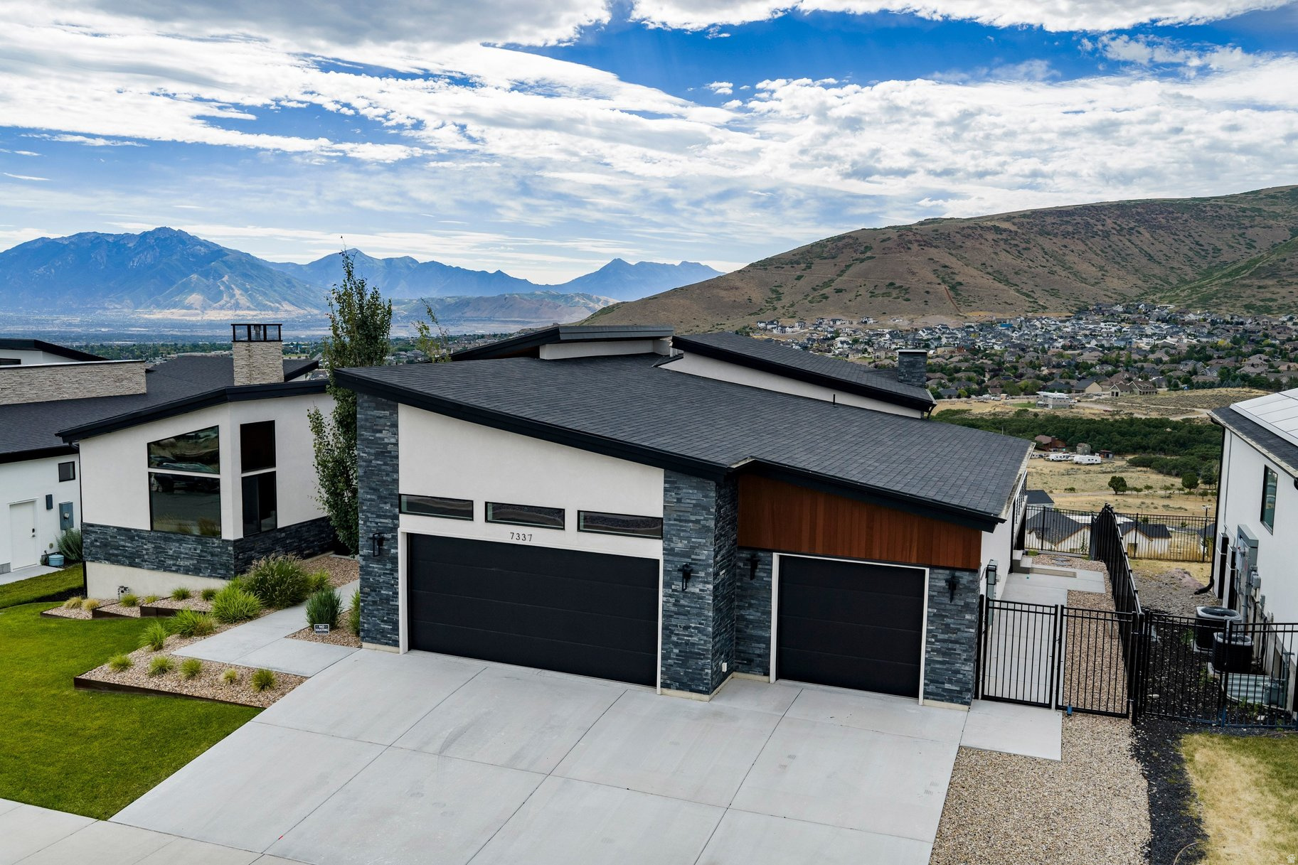 main property photo 64