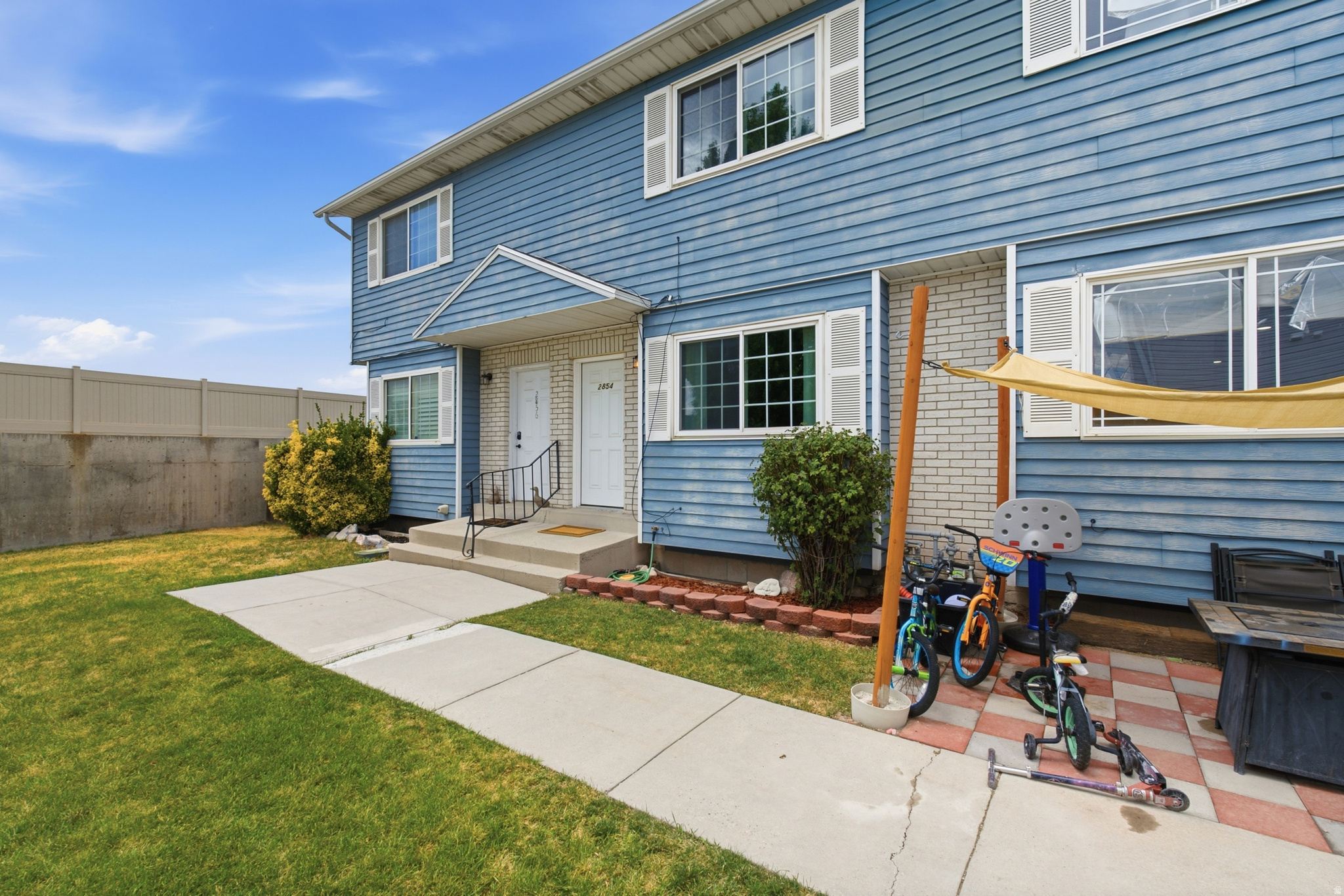 main property photo 18