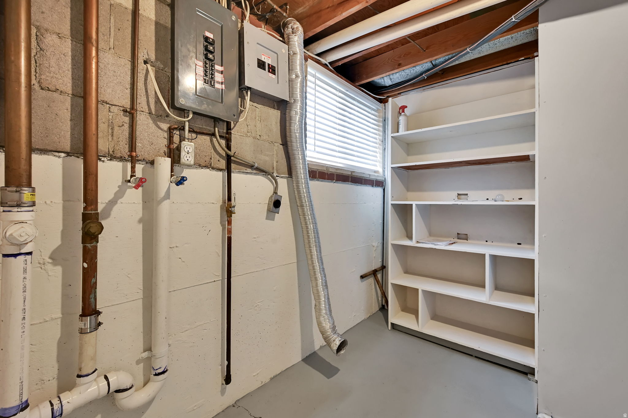 main property photo 31