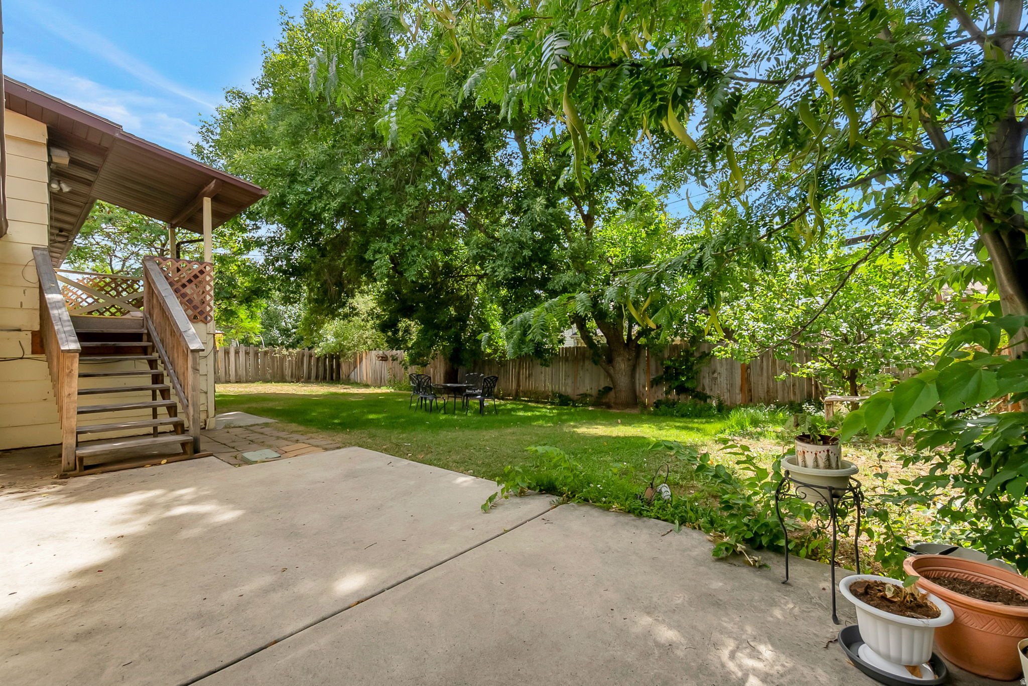 main property photo 22