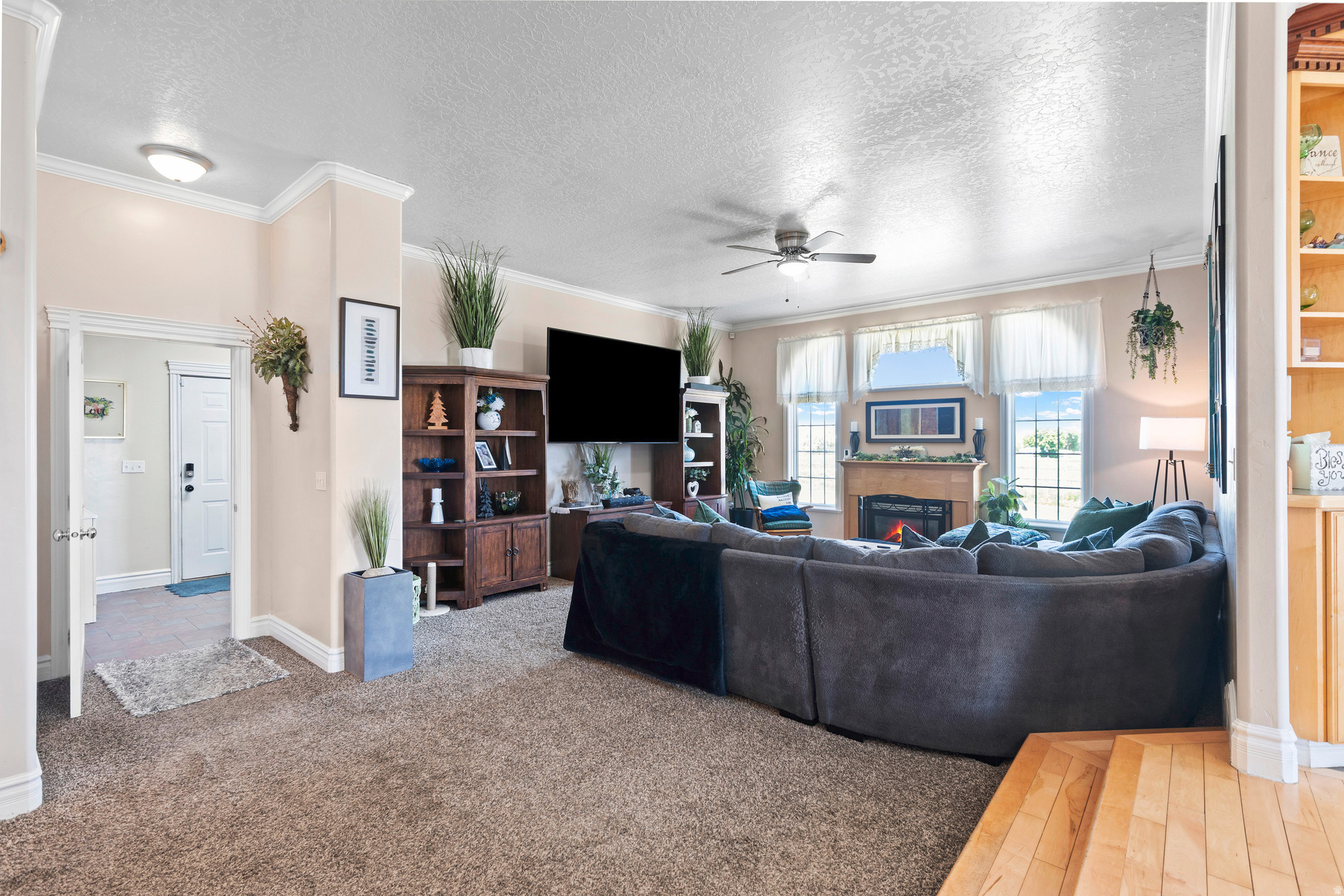main property photo 9