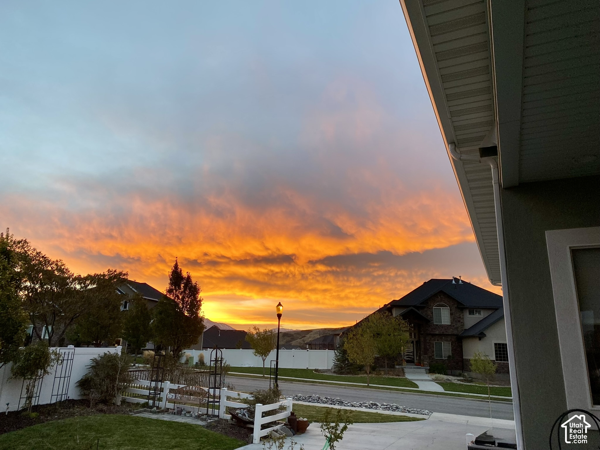 main property photo 59