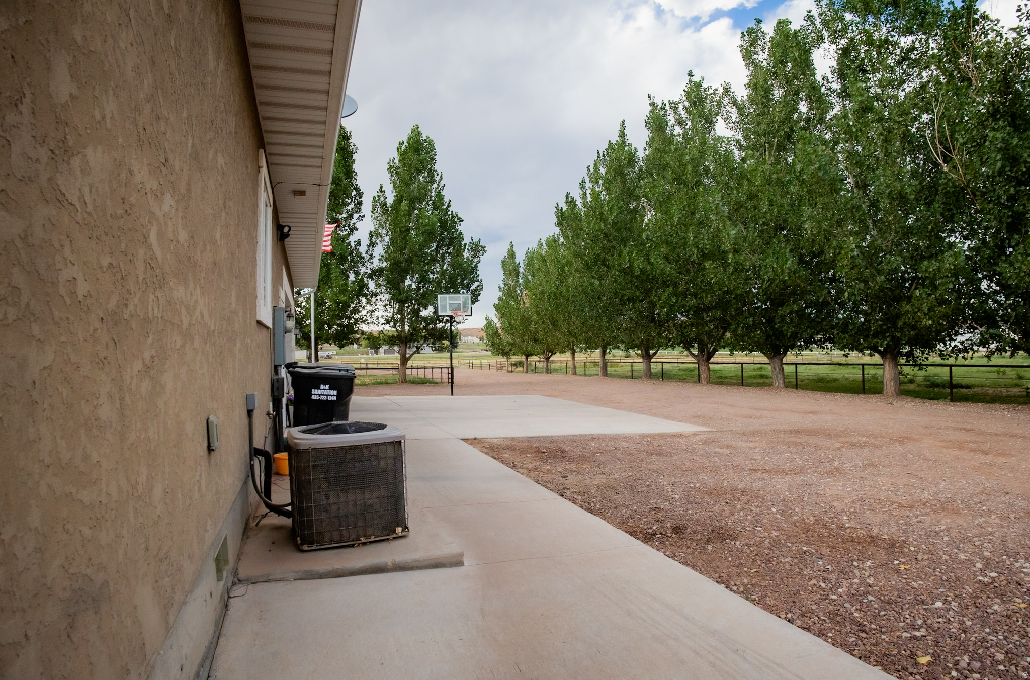 main property photo 23