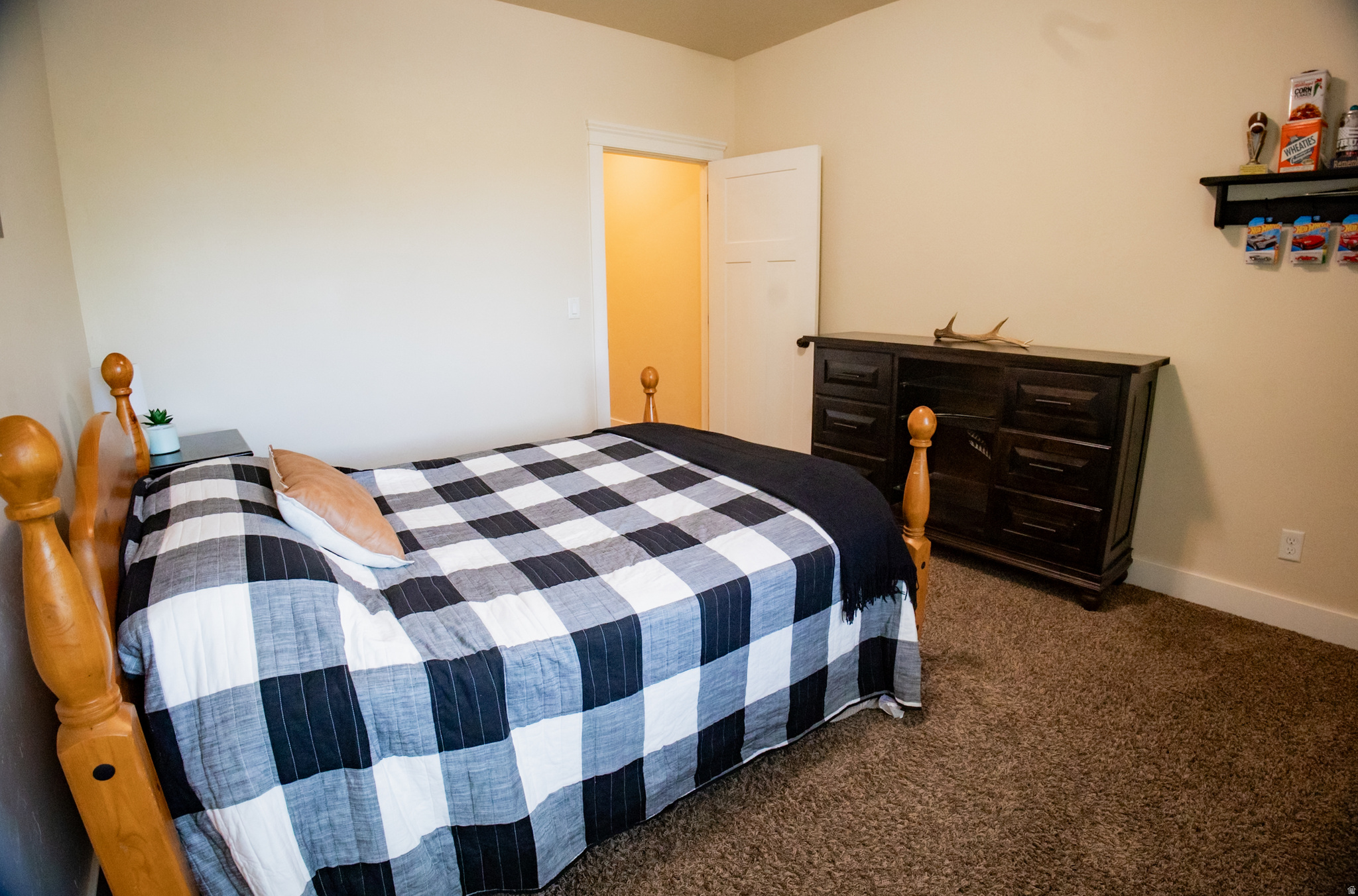 main property photo 77