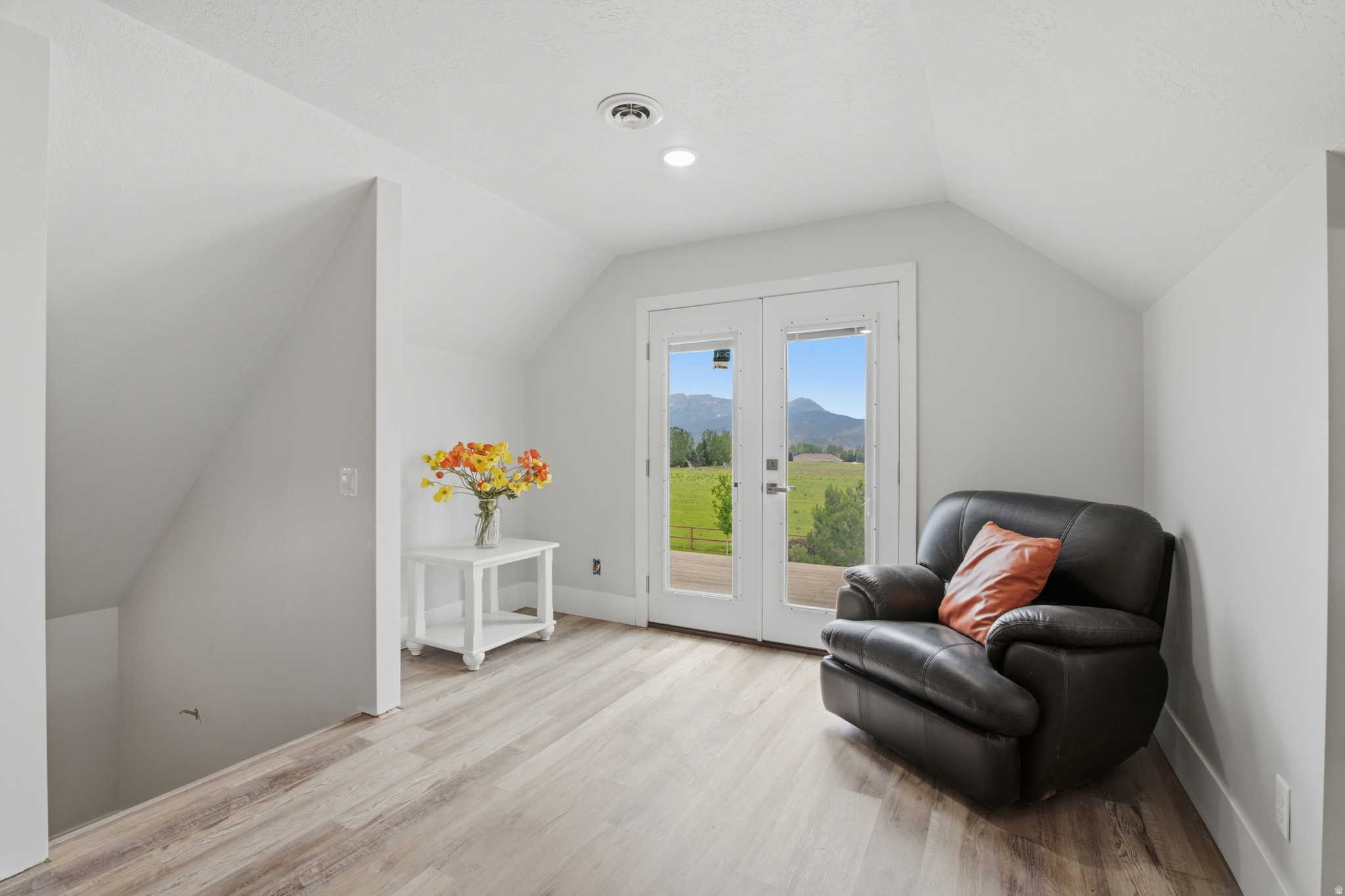 main property photo 65