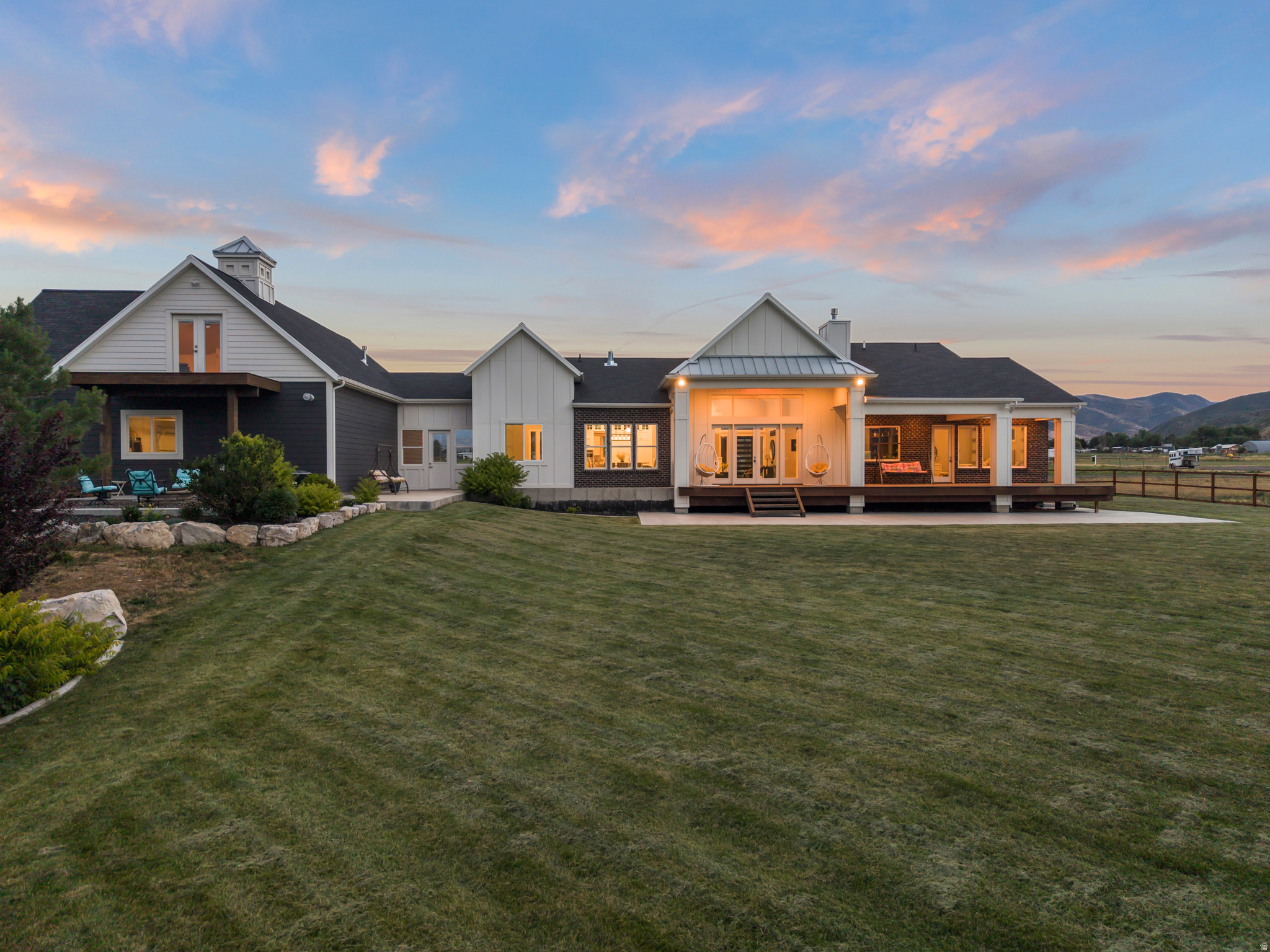 main property photo 78