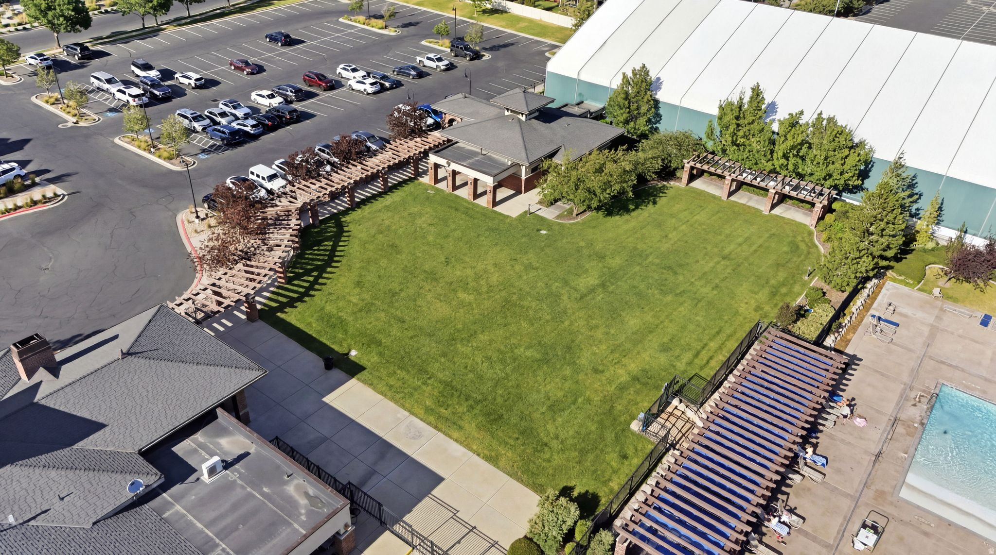 main property photo 29
