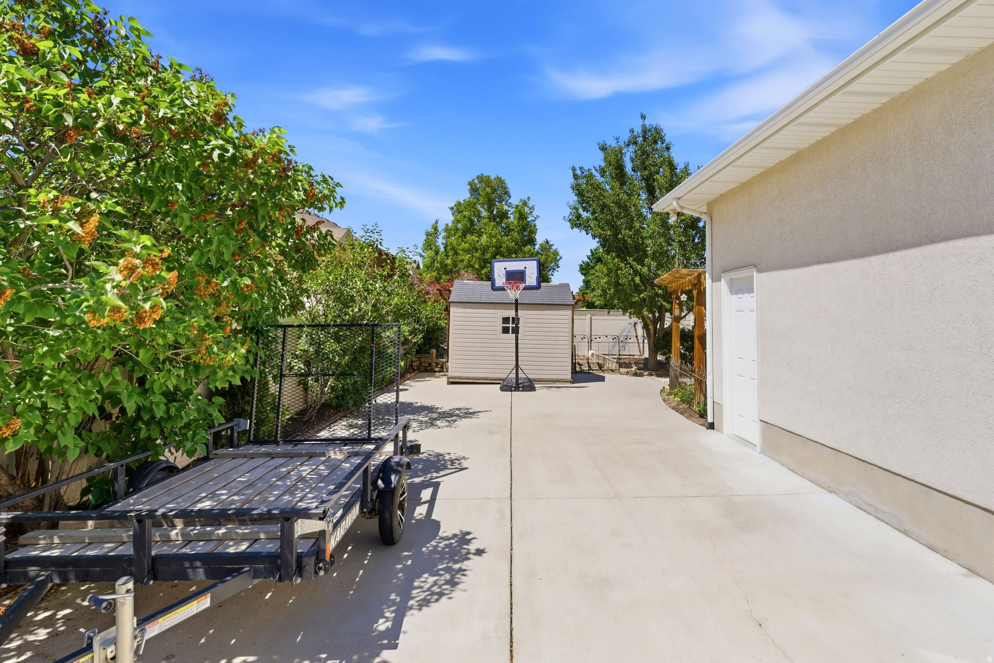 main property photo 45