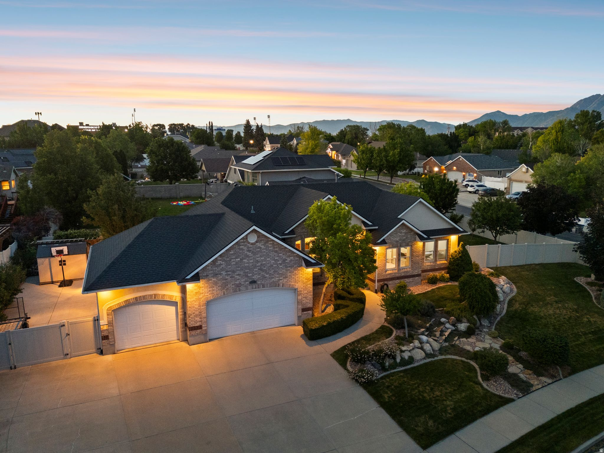main property photo 51