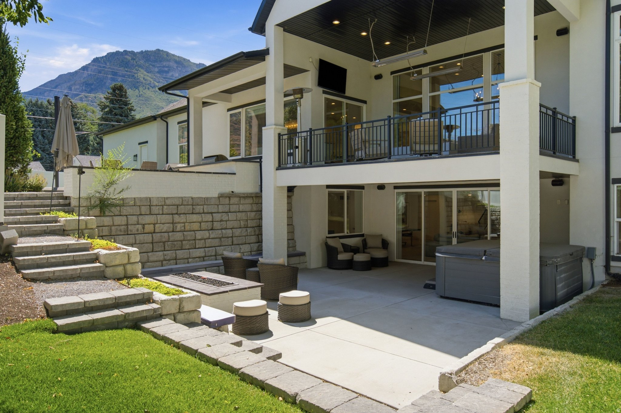 main property photo 58