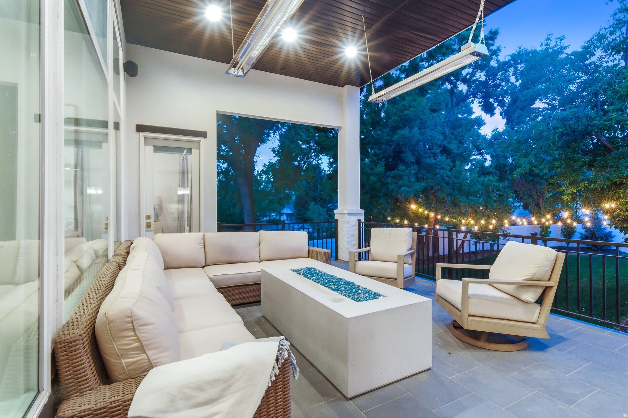 main property photo 79