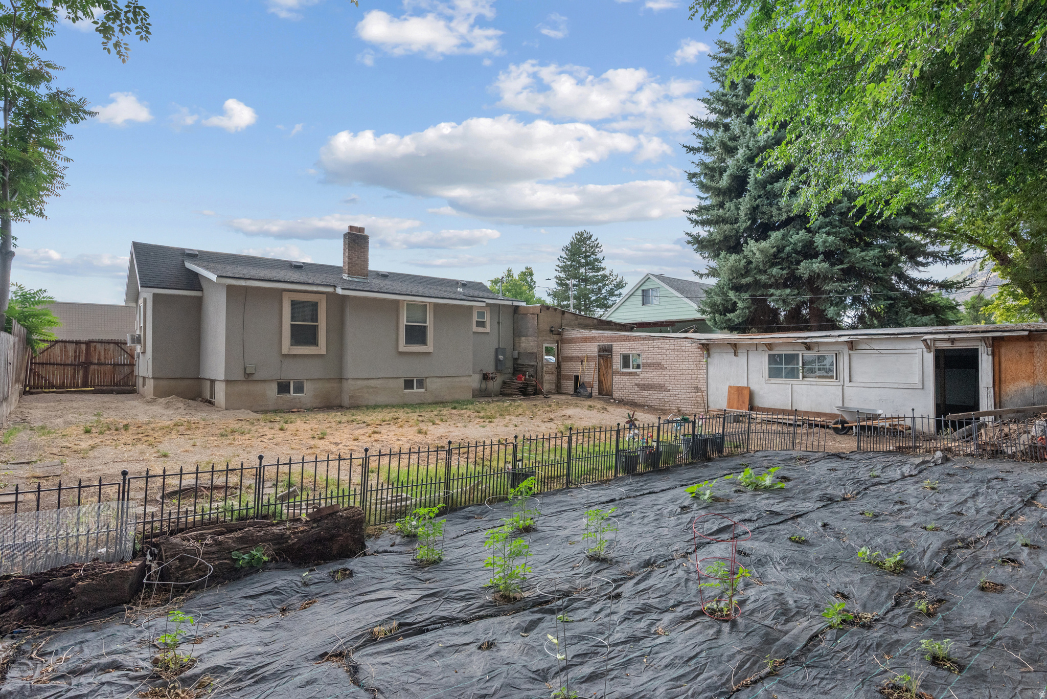 main property photo 21