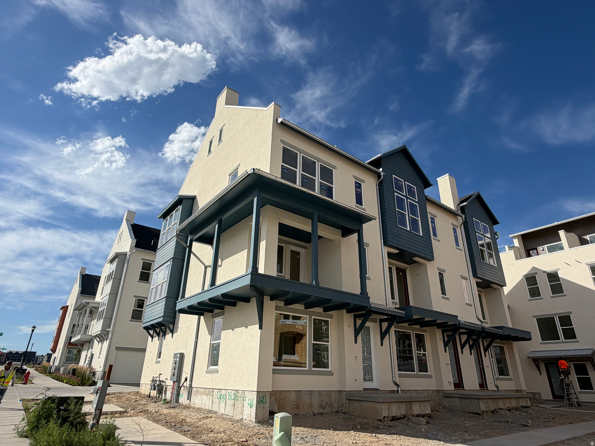 main property photo 12
