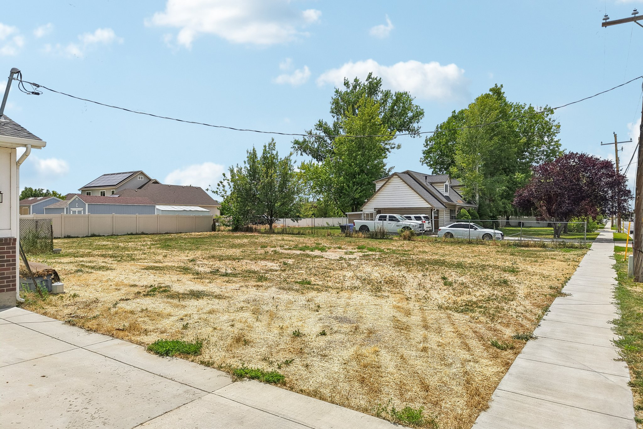 main property photo 42