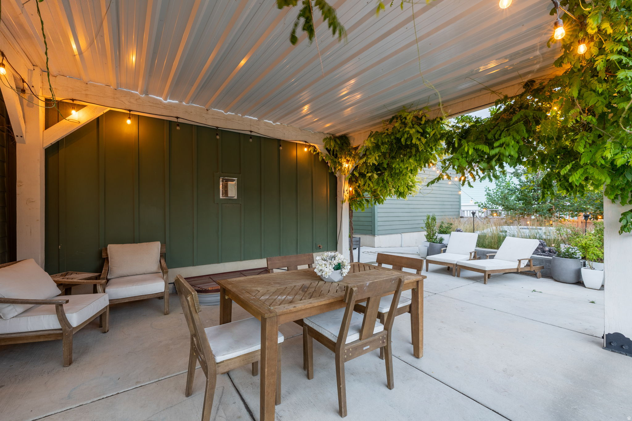 main property photo 59