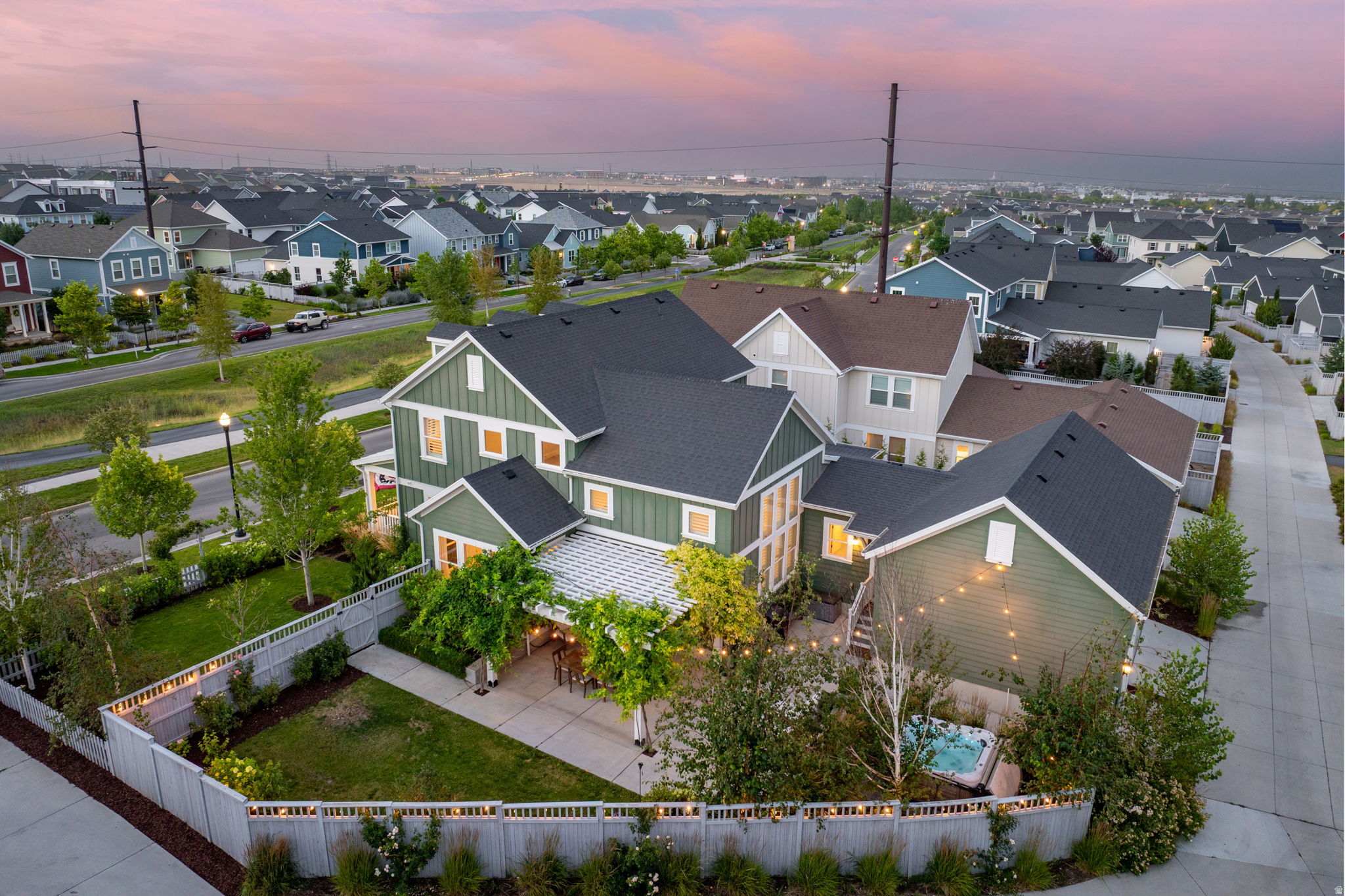 main property photo 78