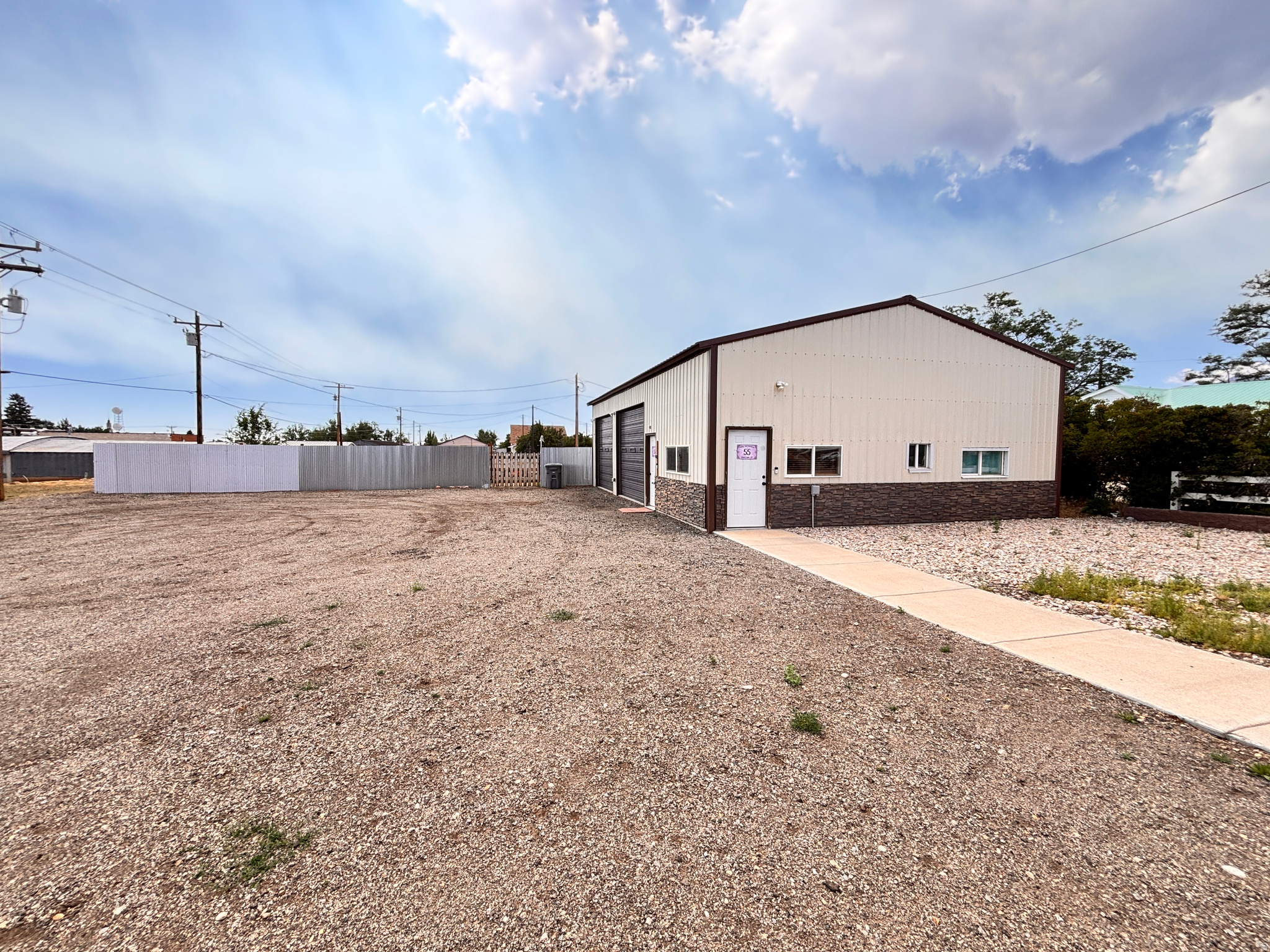 main property photo 20