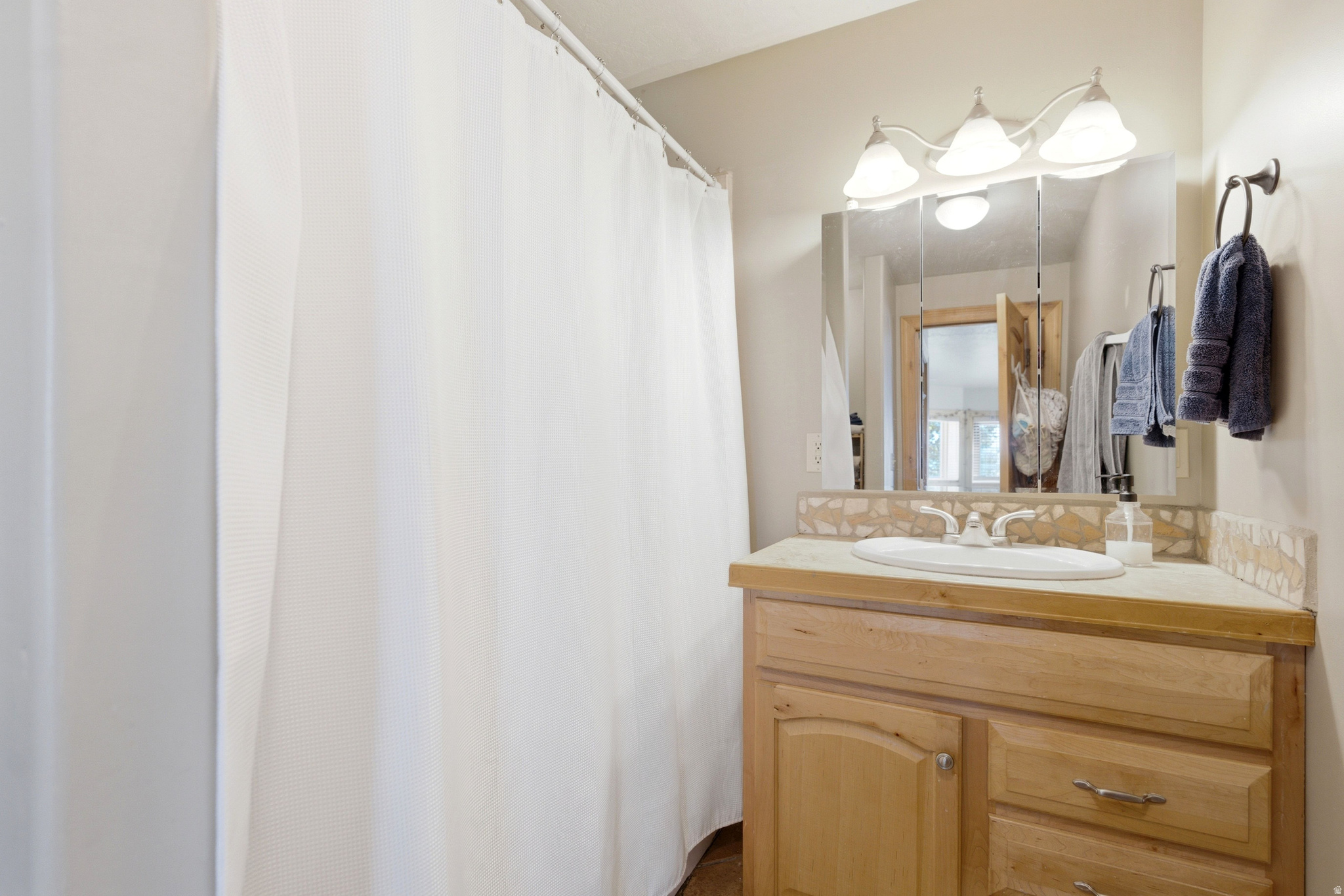 main property photo 66