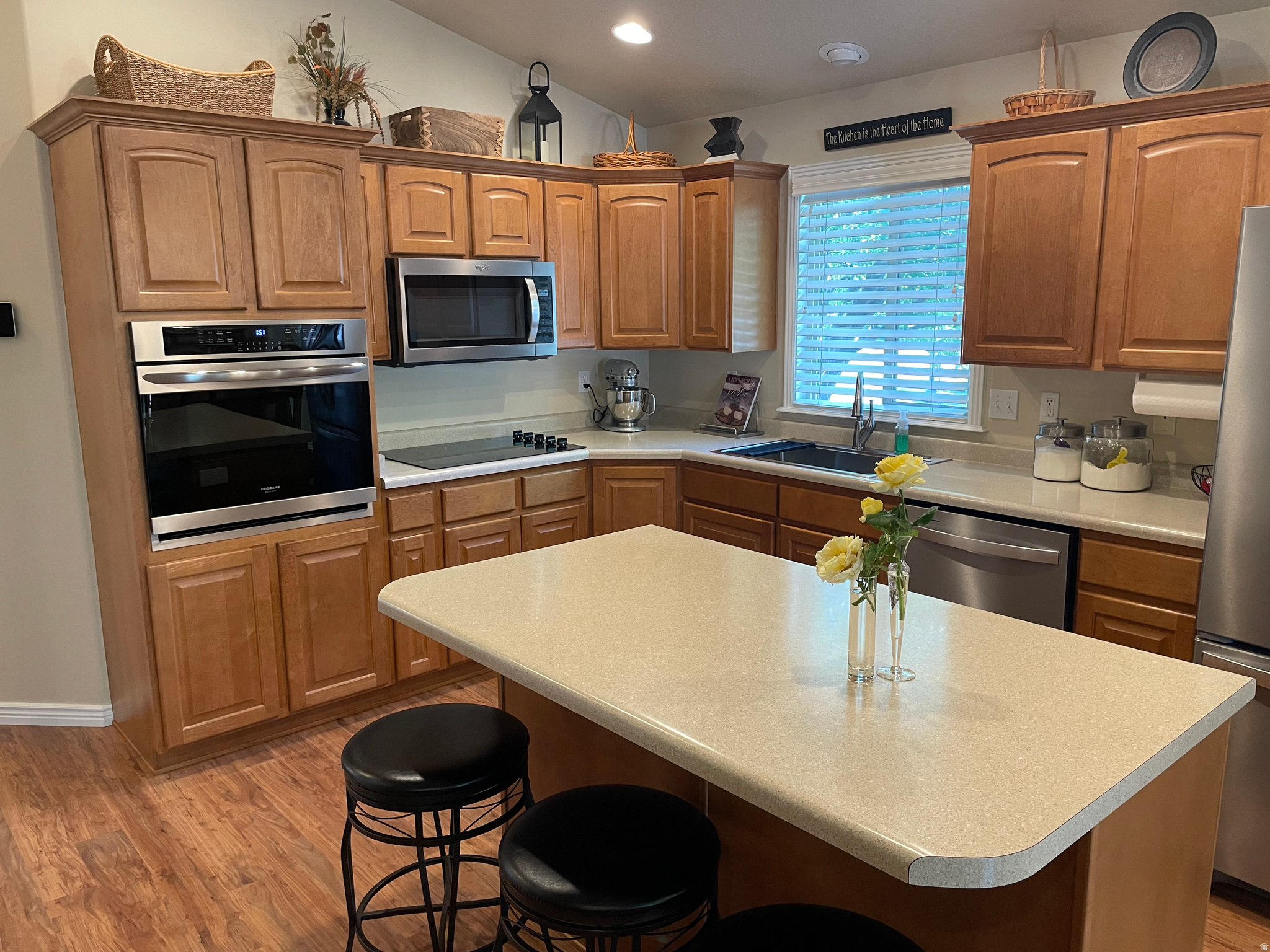 main property photo 5