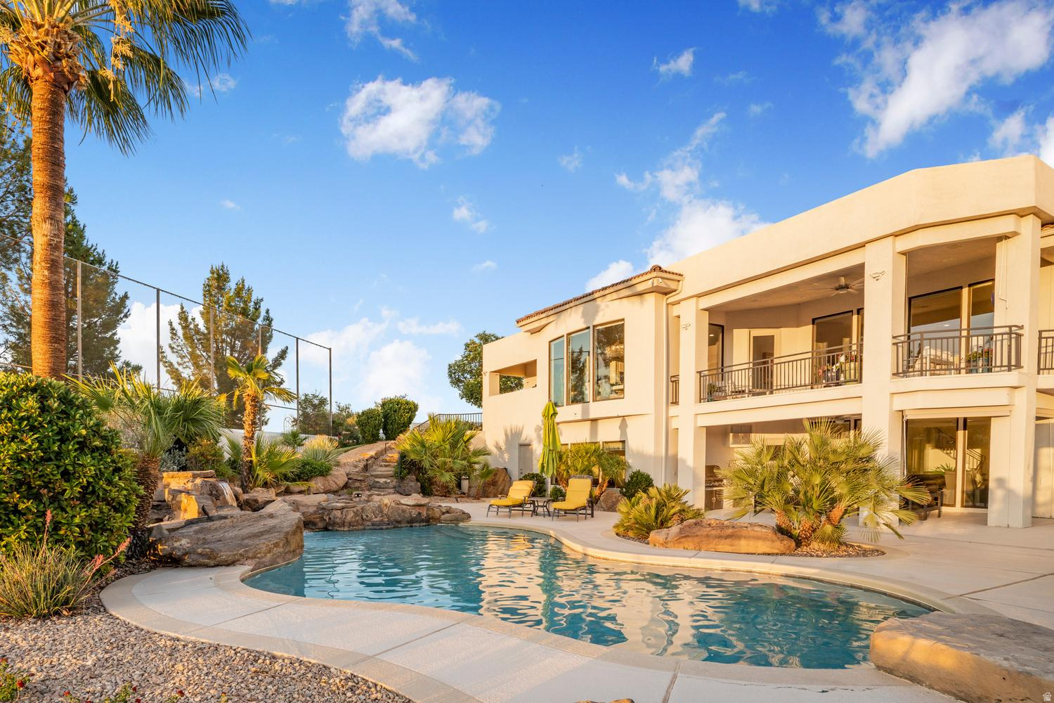 main property photo 18