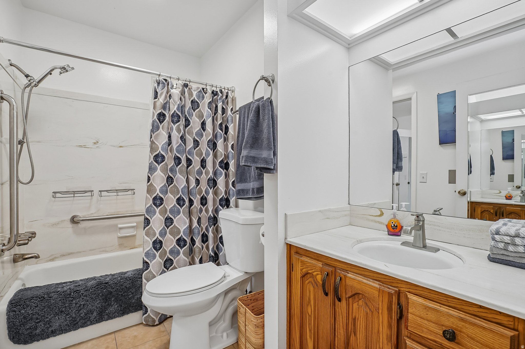 main property photo 5