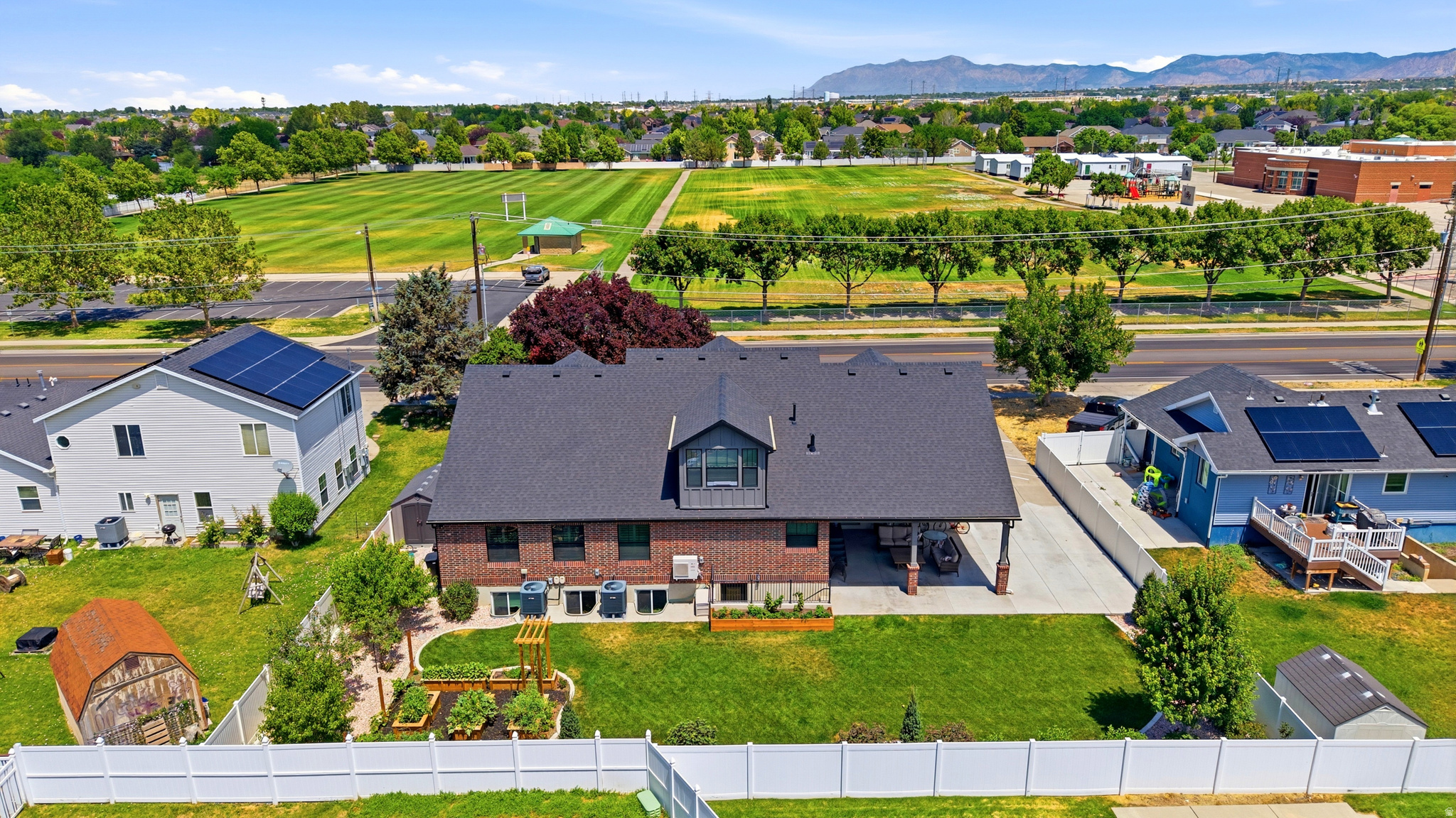 main property photo 49