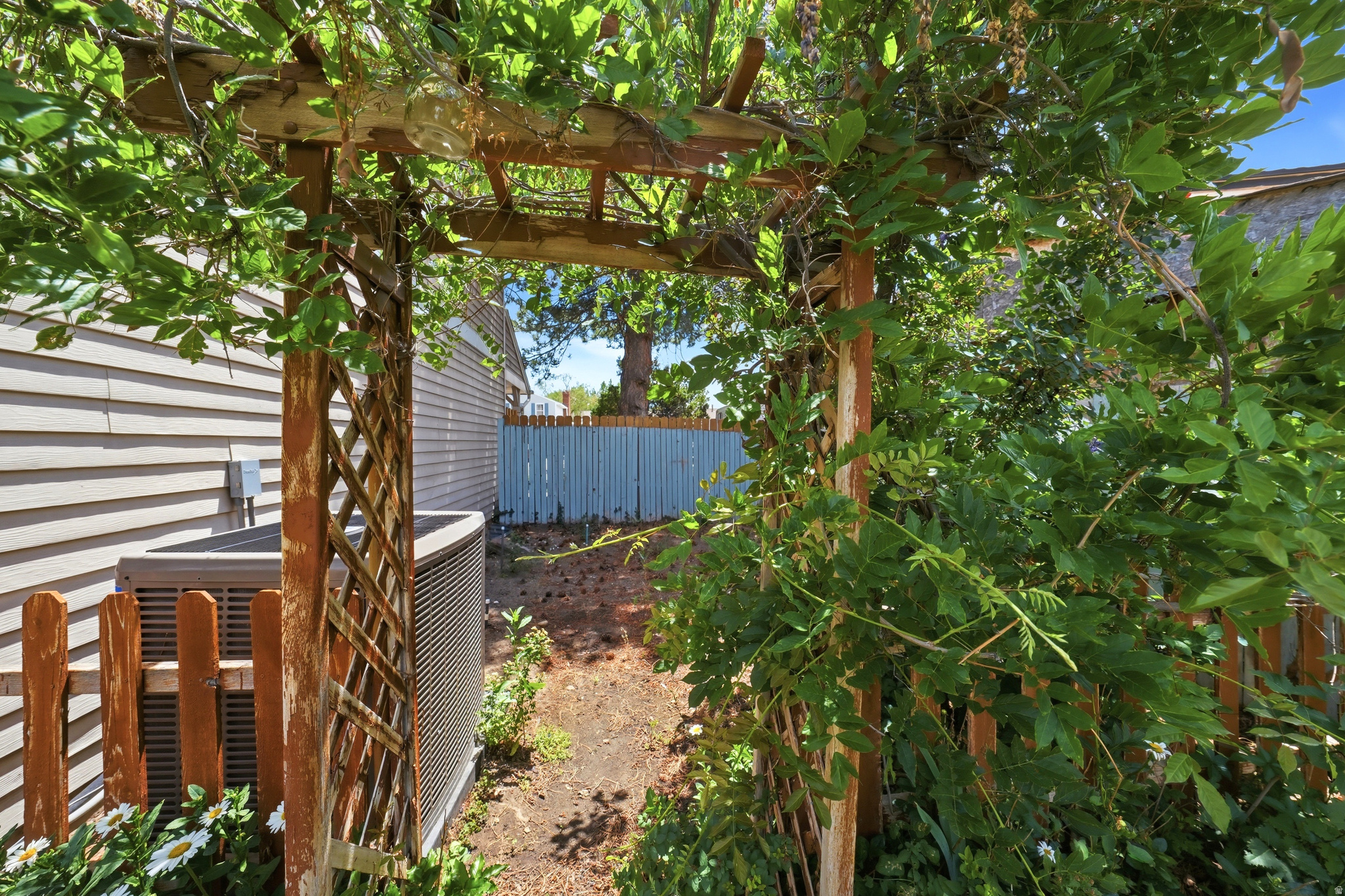 main property photo 42