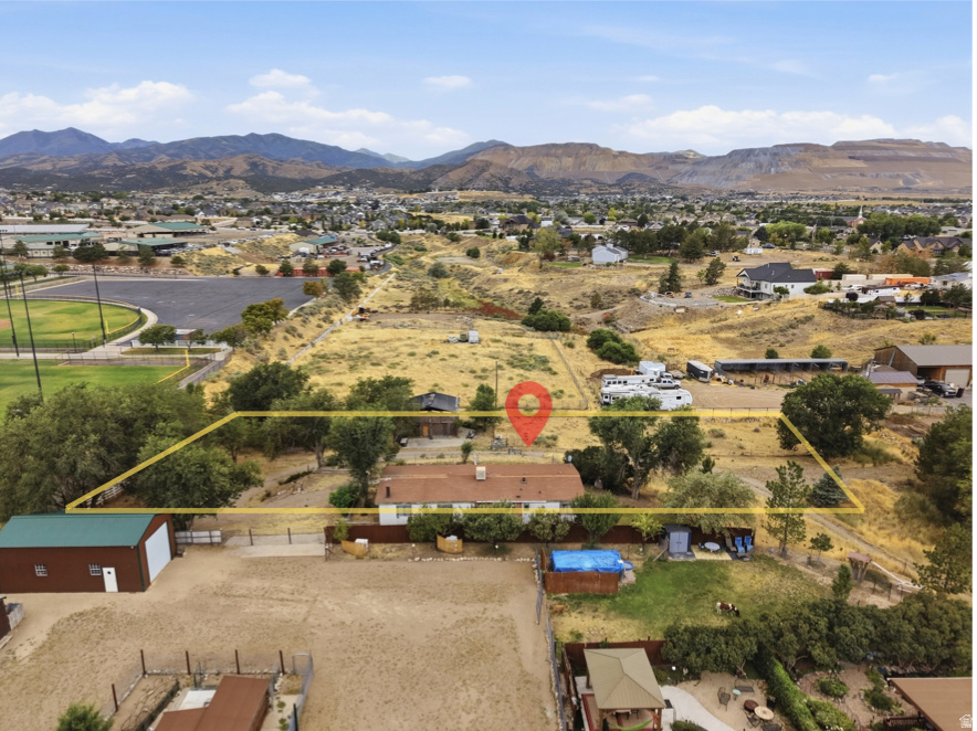 main property photo 22