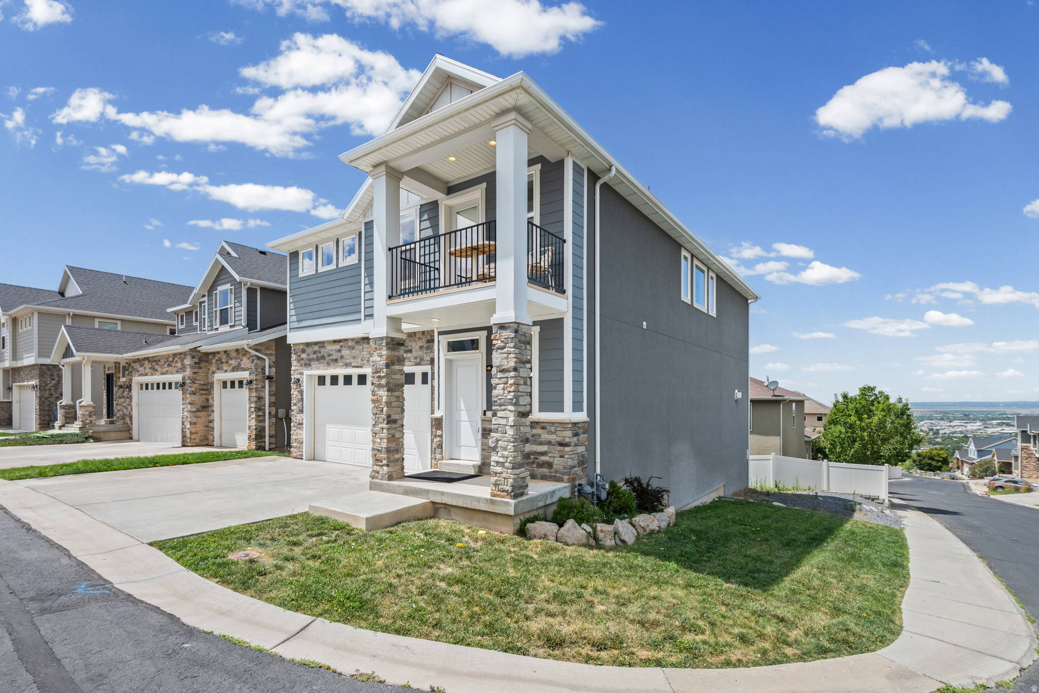 main property photo 54